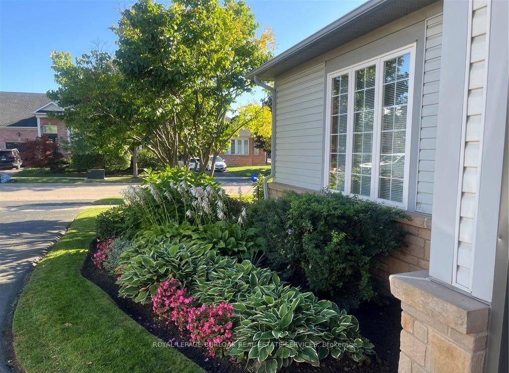 Photo 41 of 2256 Turnberry Road, Burlington, Rose — HOMEH