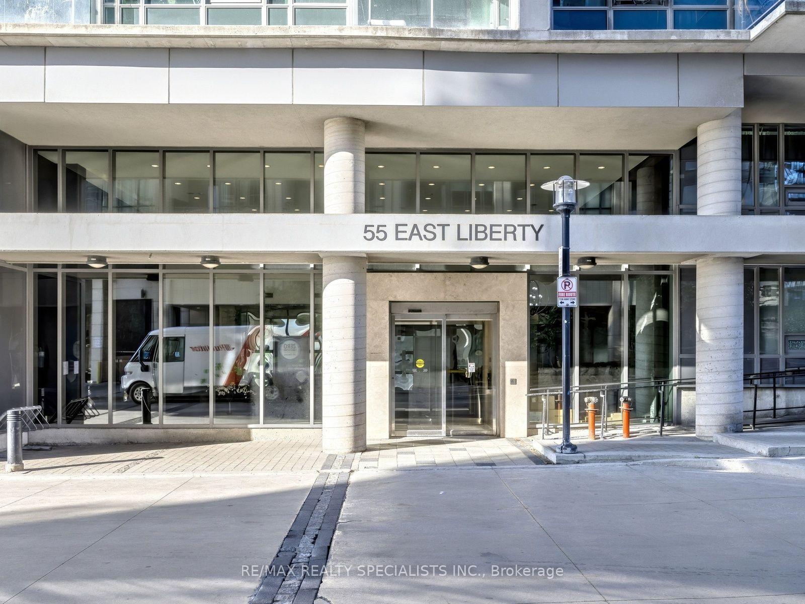 Front of Unit 902, 55 East Liberty Street