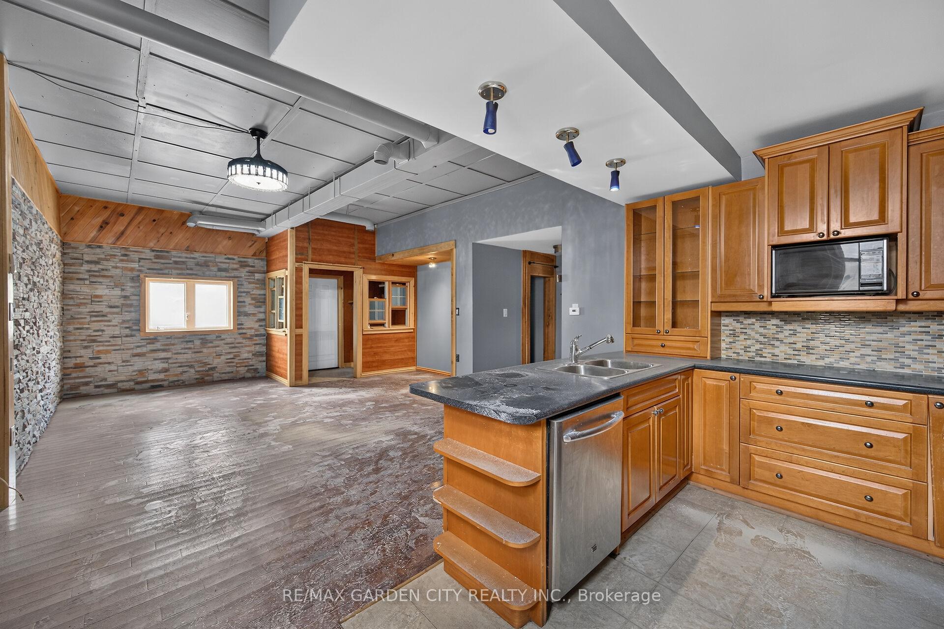 Photo 7 of 192 Townline Street N, Norfolk, St. Williams — HOMEH