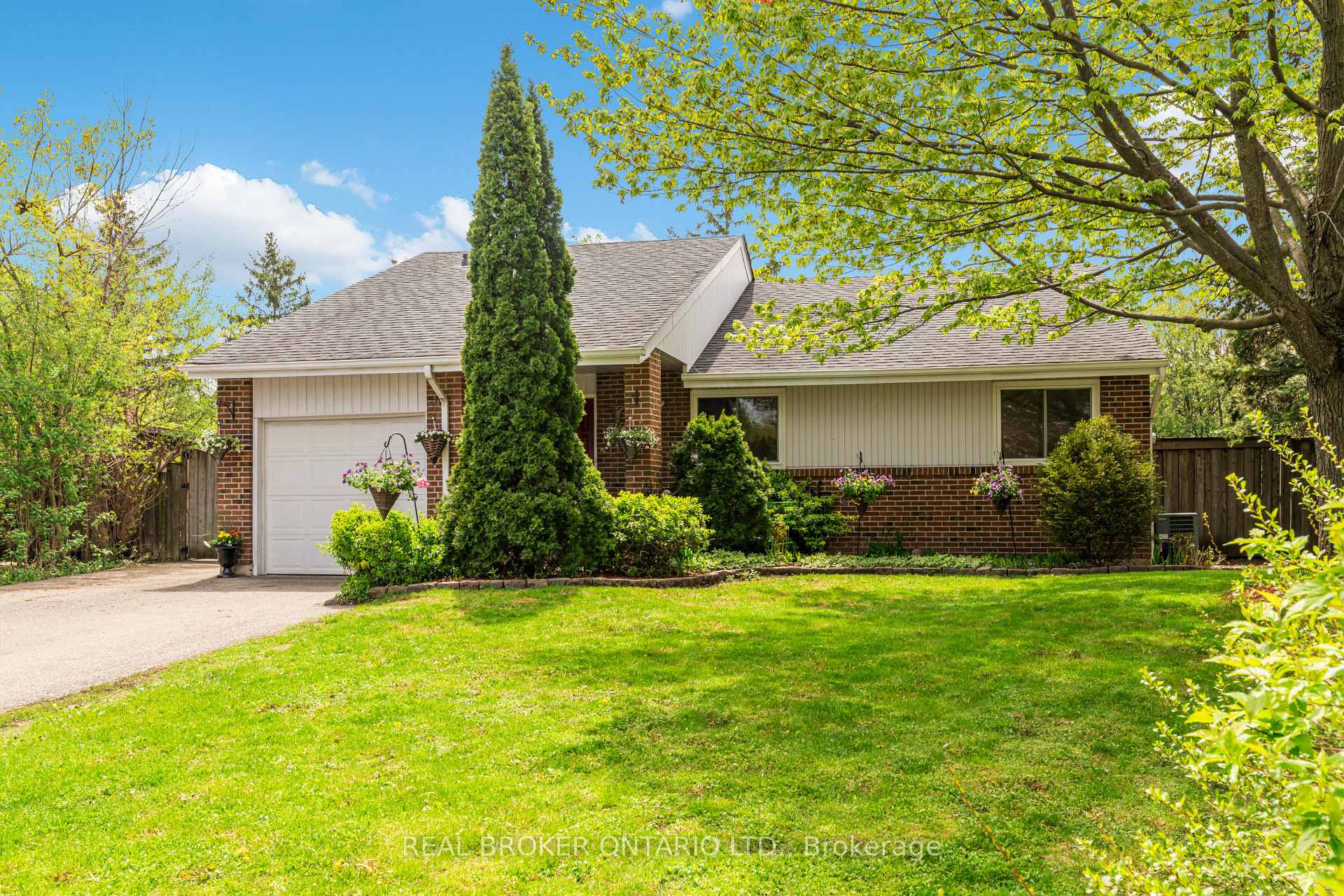 Photo of 2873 Inlake Court