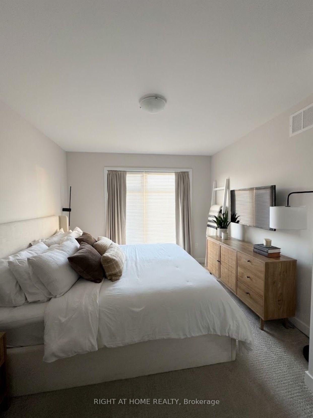 Photo 7 of 108 Visor Private, Ottawa, Kanata - Emerald Meadows/Trailwest — HOMEH