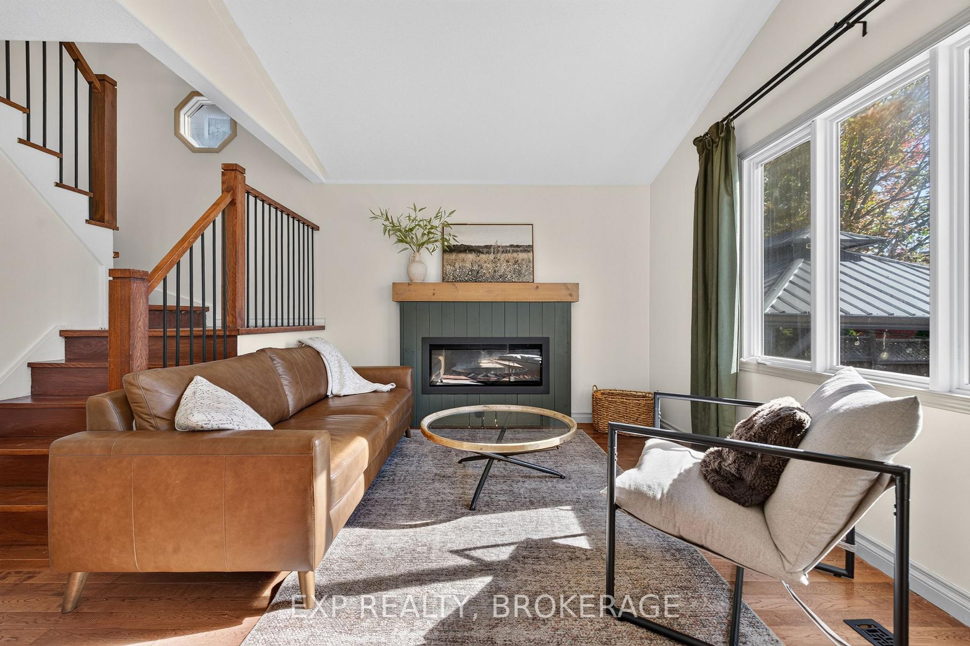 Photo 12 of 975 Rainbow Crescent, Kingston, Kingston East (Incl Barret Crt) — HOMEH