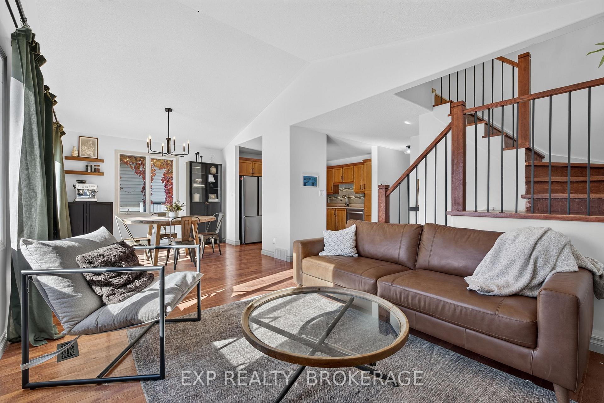 Photo 14 of 975 Rainbow Crescent, Kingston, Kingston East (Incl Barret Crt) — HOMEH