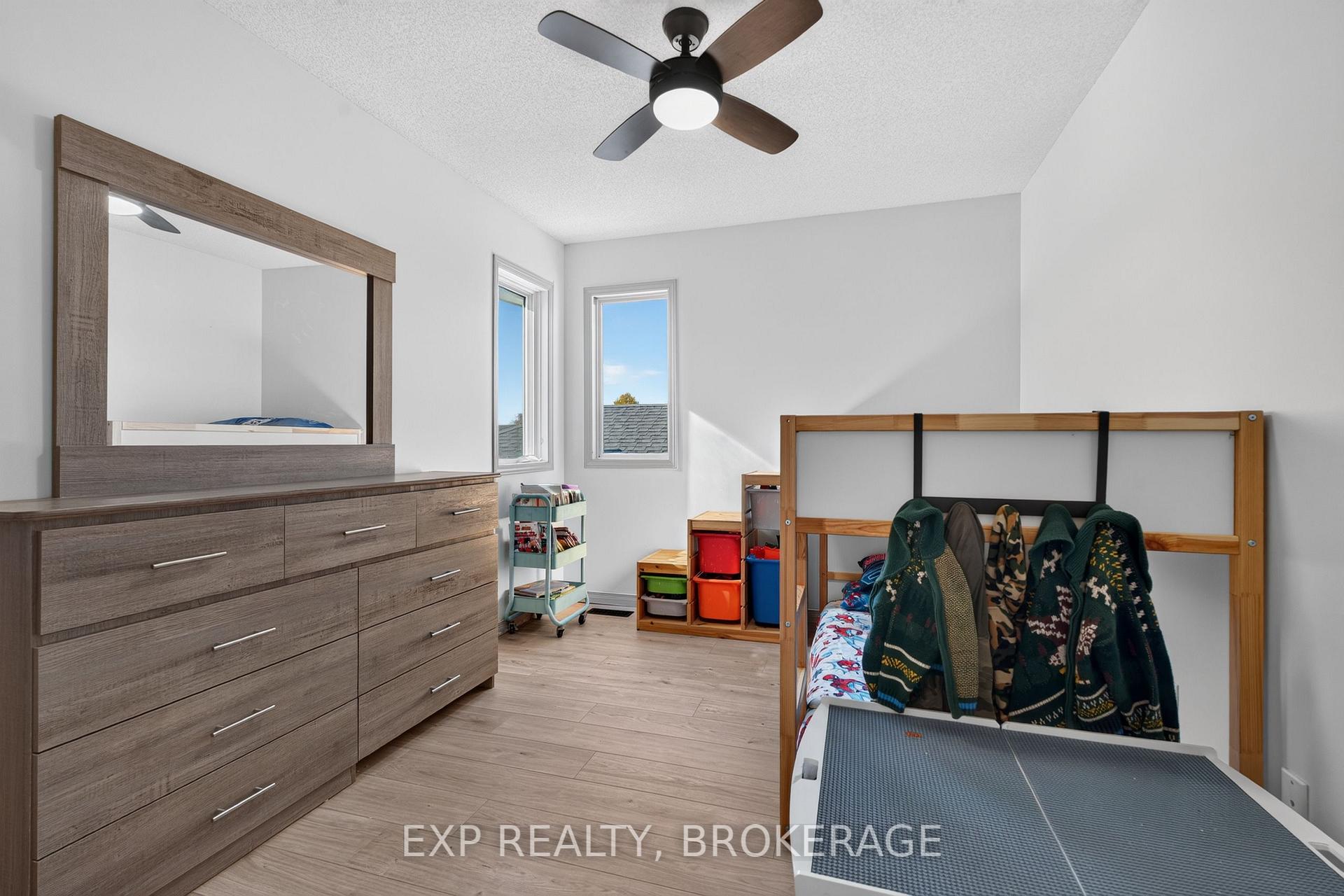 Photo 28 of 975 Rainbow Crescent, Kingston, Kingston East (Incl Barret Crt) — HOMEH