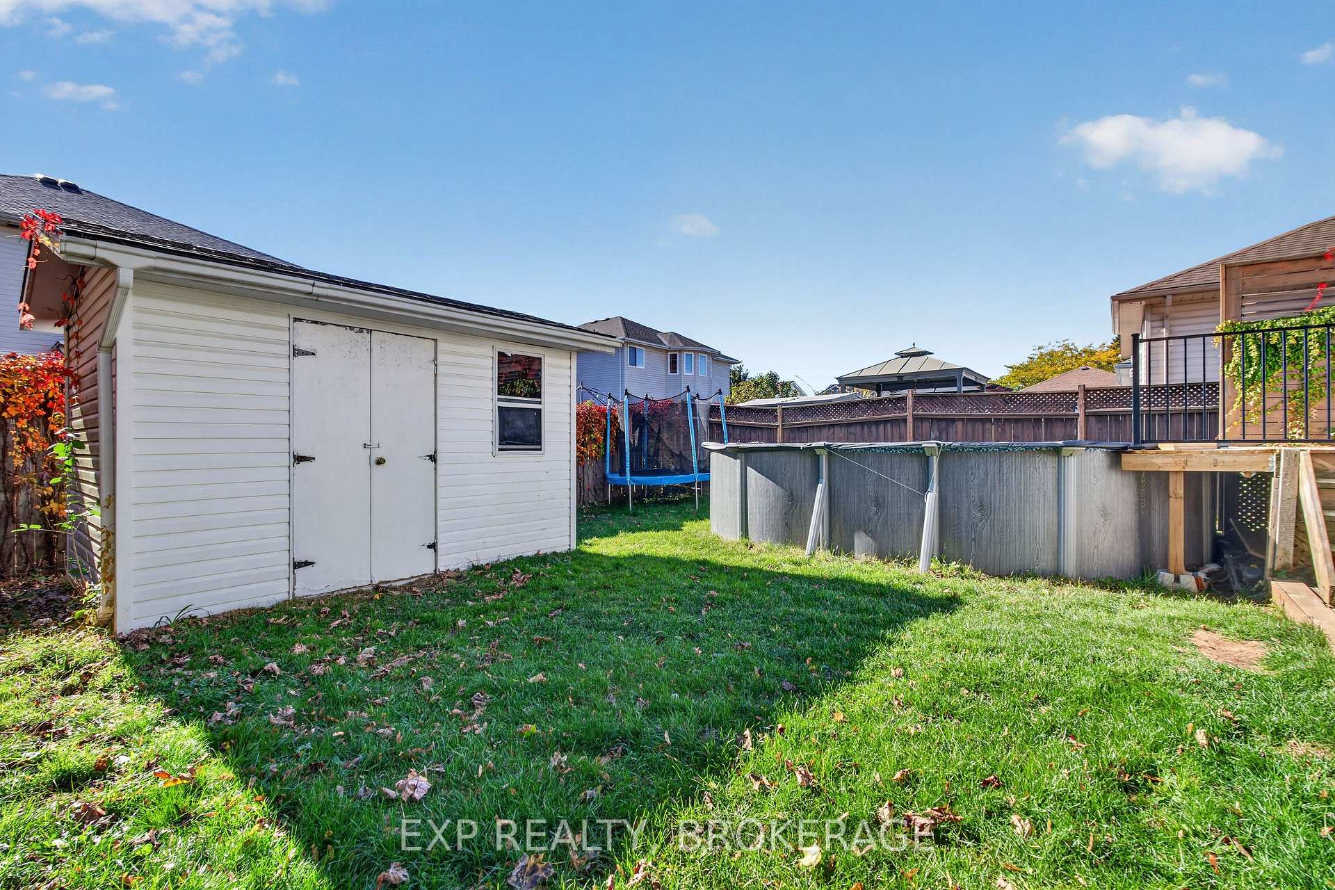 Photo 33 of 975 Rainbow Crescent, Kingston, Kingston East (Incl Barret Crt) — HOMEH