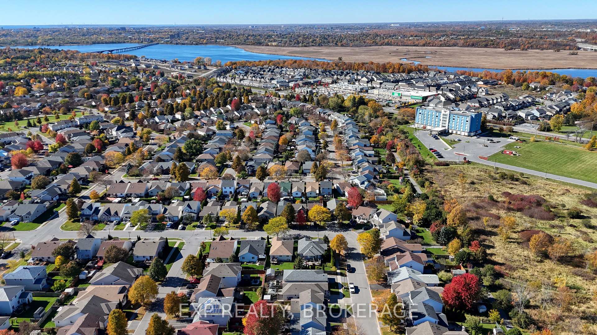 Photo 41 of 975 Rainbow Crescent, Kingston, Kingston East (Incl Barret Crt) — HOMEH