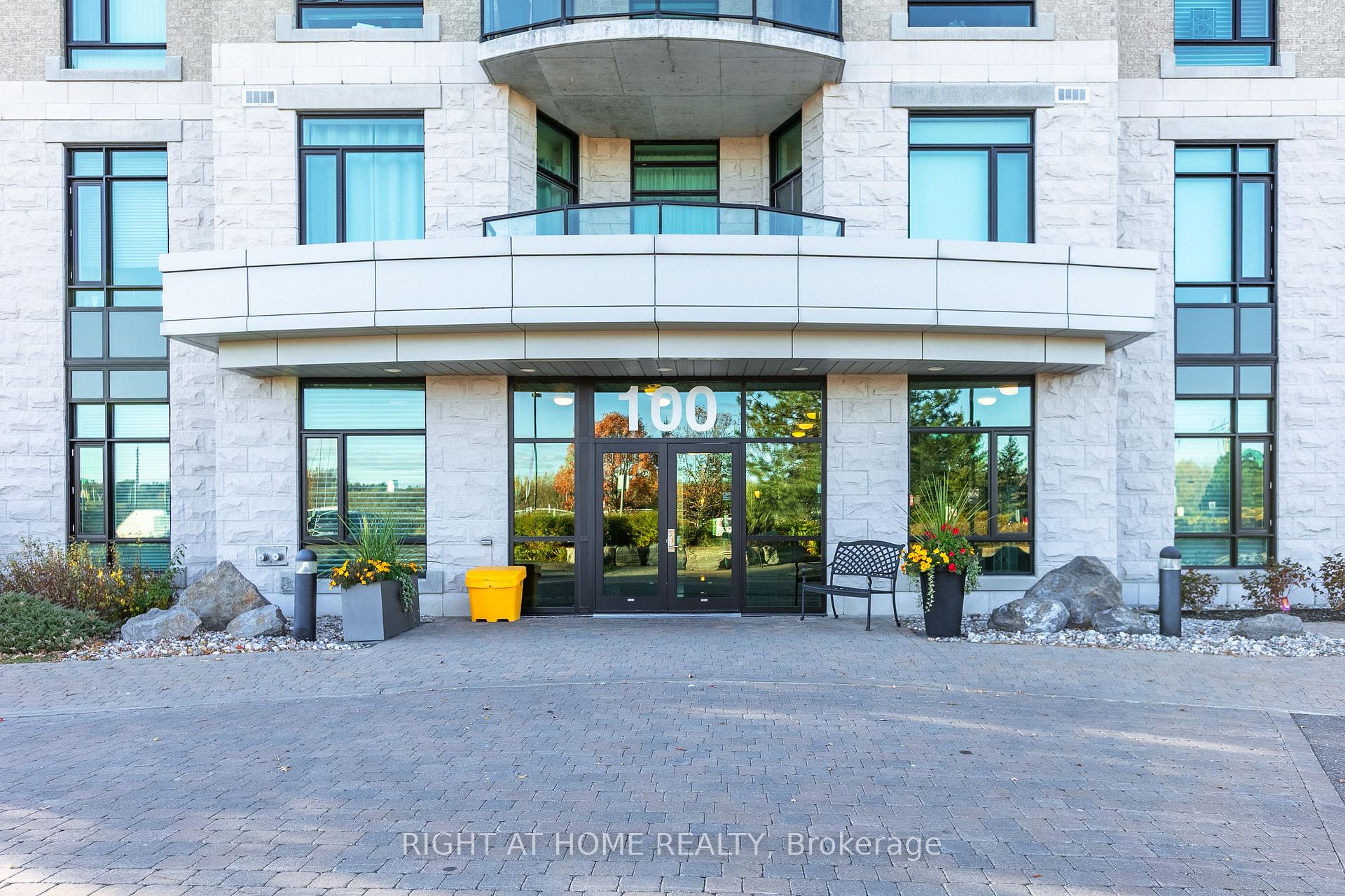 Photo 4 of Unit 1506, 100 Inlet Private, Ottawa, Chatelaine Village — HOMEH