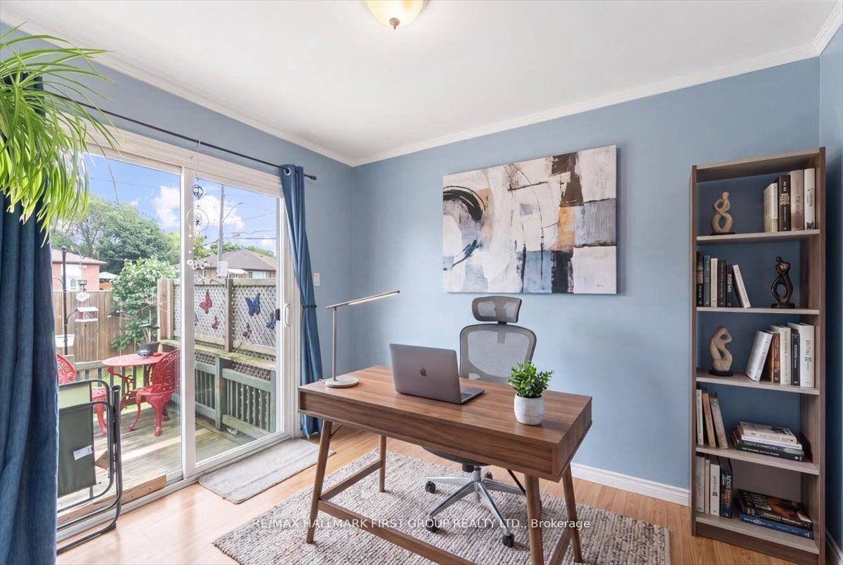 Photo 15 of 1014 Dunlop Street E, Whitby, Downtown Whitby — HOMEH