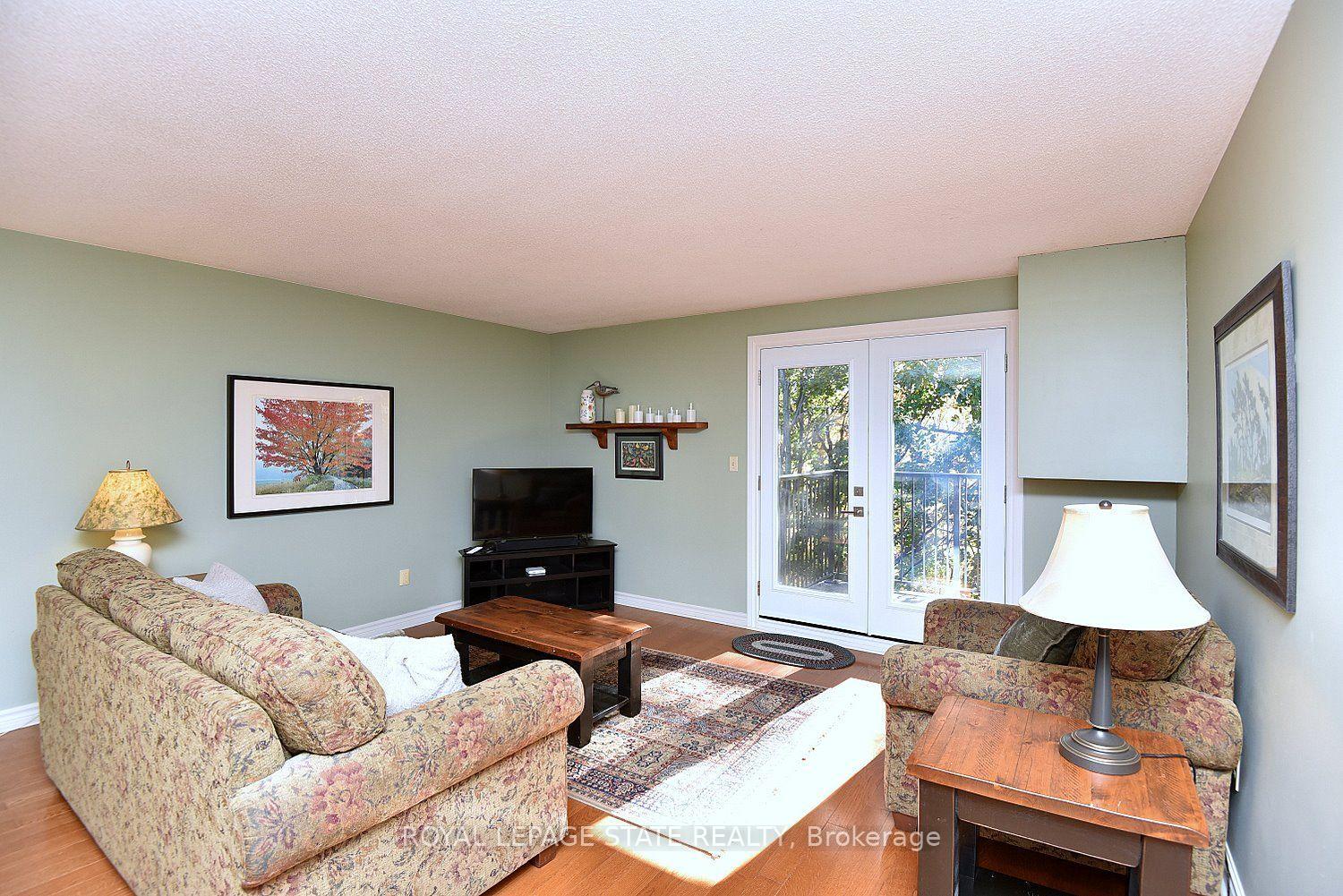 Photo 8 of Unit 313, 2030 Cleaver Avenue W, Burlington, Headon — HOMEH