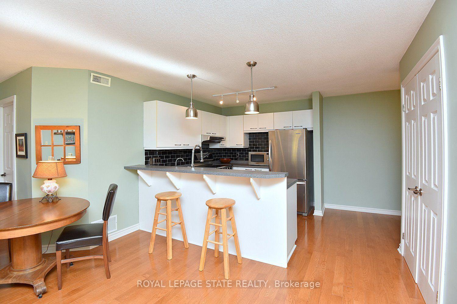 Photo 16 of Unit 313, 2030 Cleaver Avenue W, Burlington, Headon — HOMEH