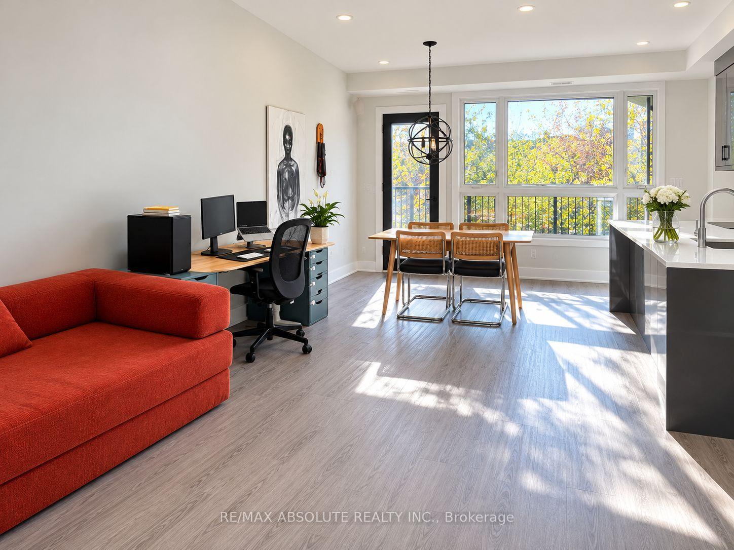 Photo 3 of Unit 3, 300 Elmgrove Avenue, Ottawa, Westboro South — HOMEH