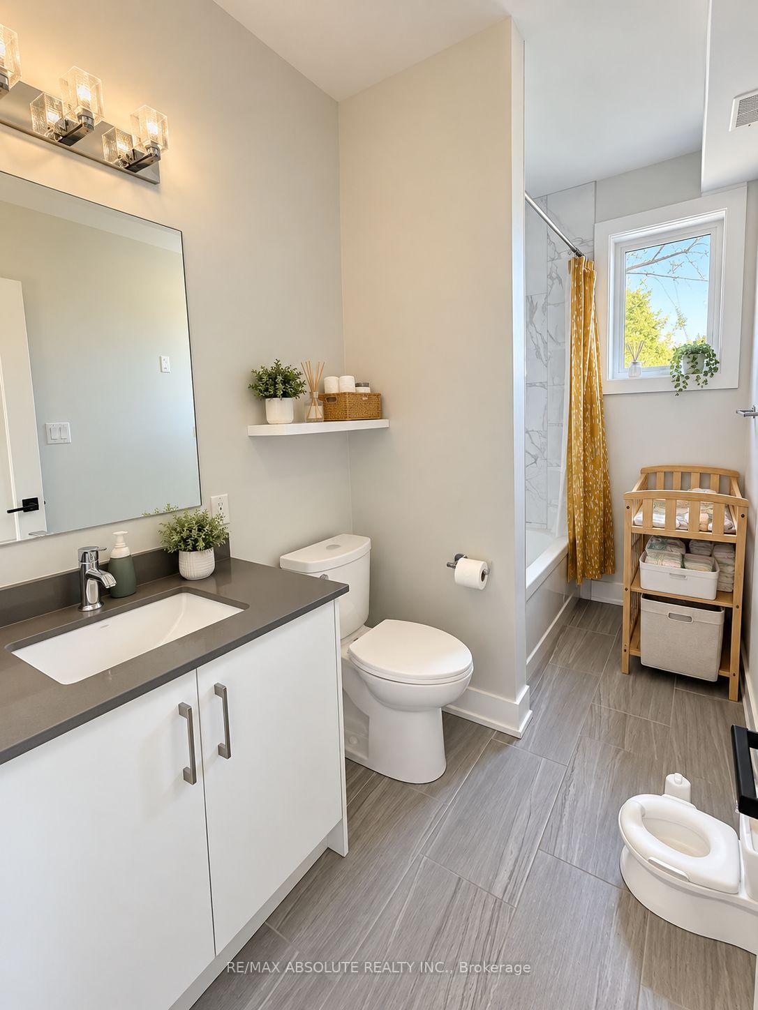 Photo 8 of Unit 3, 300 Elmgrove Avenue, Ottawa, Westboro South — HOMEH