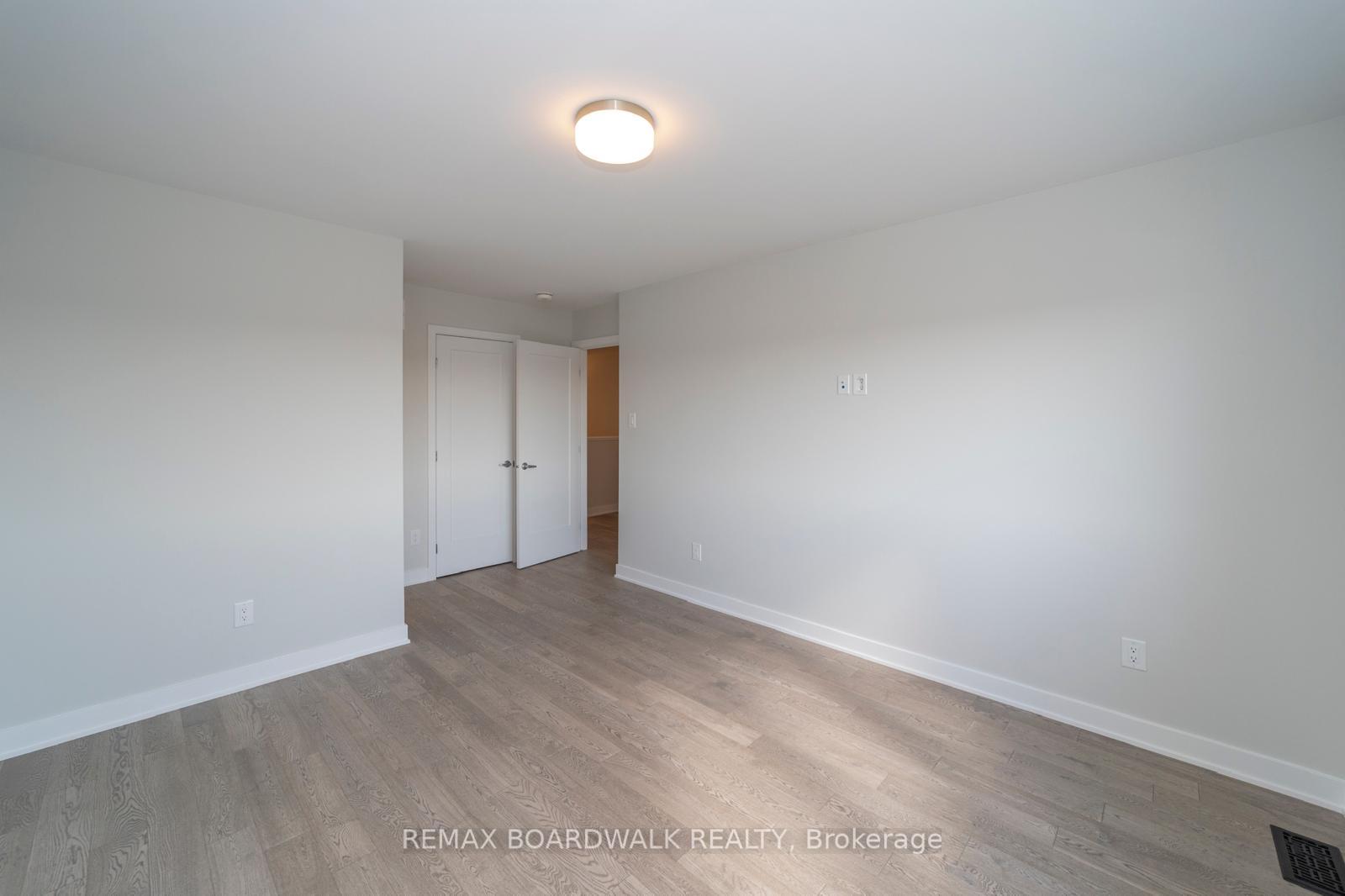 Photo 17 of 128 Main Halyard Lane, Ottawa, Barrhaven - Half Moon Bay — HOMEH