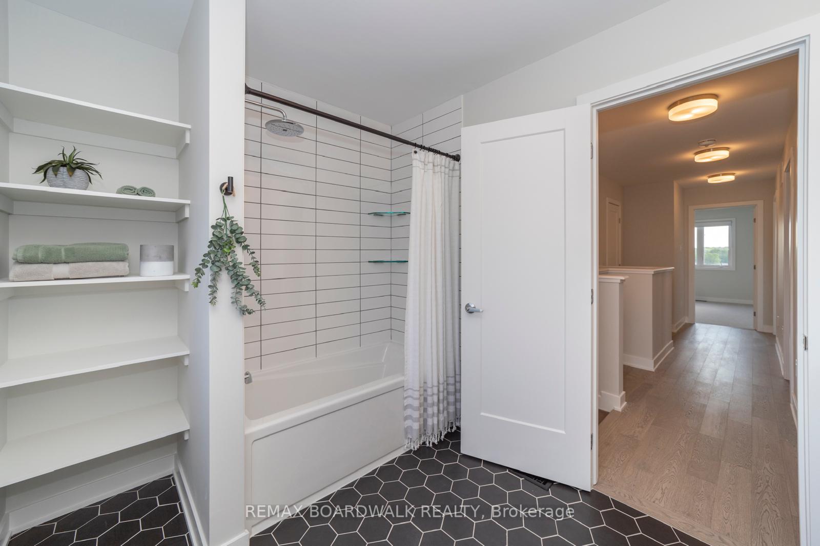 Photo 26 of 128 Main Halyard Lane, Ottawa, Barrhaven - Half Moon Bay — HOMEH