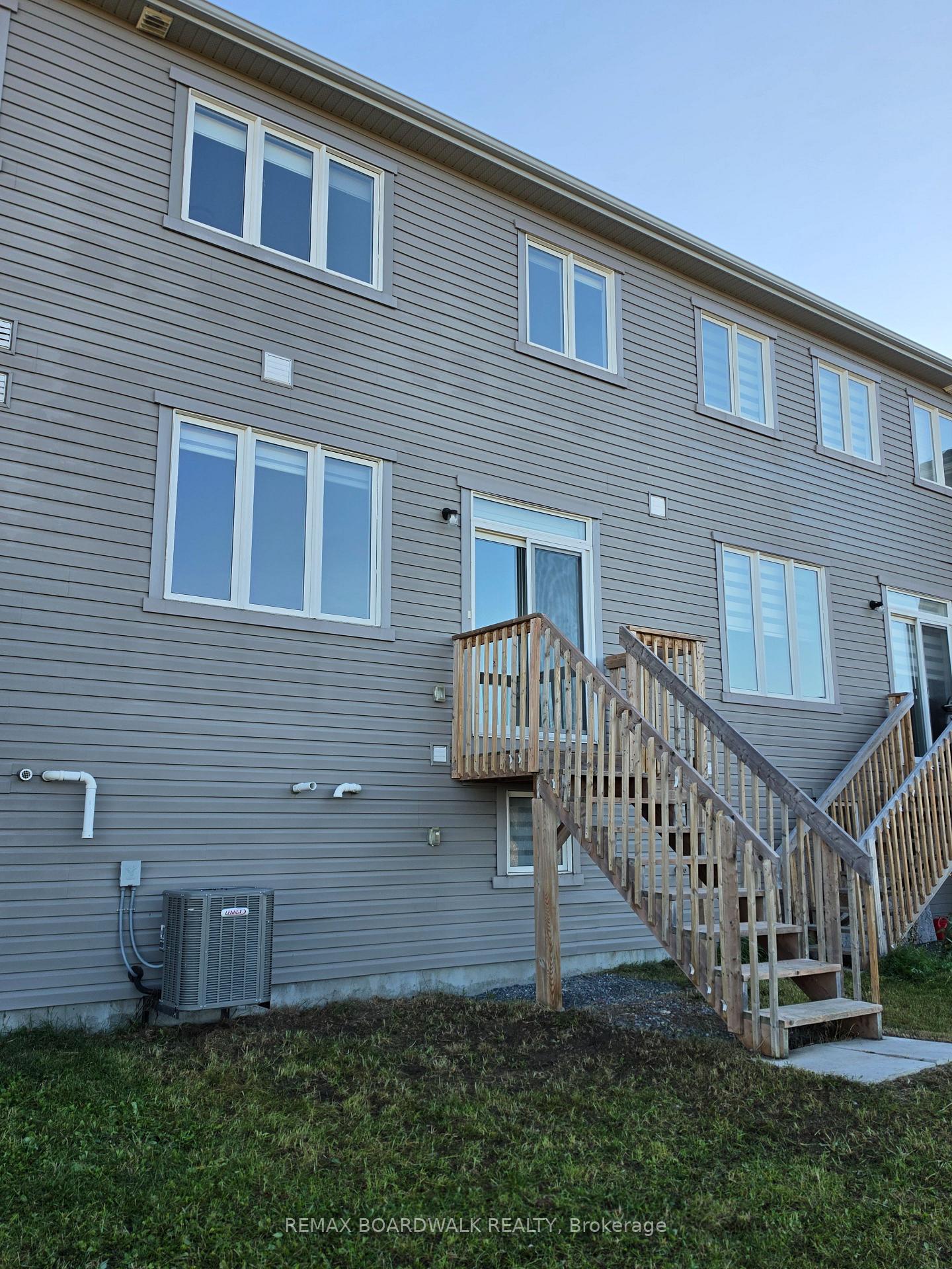 Photo 34 of 128 Main Halyard Lane, Ottawa, Barrhaven - Half Moon Bay — HOMEH