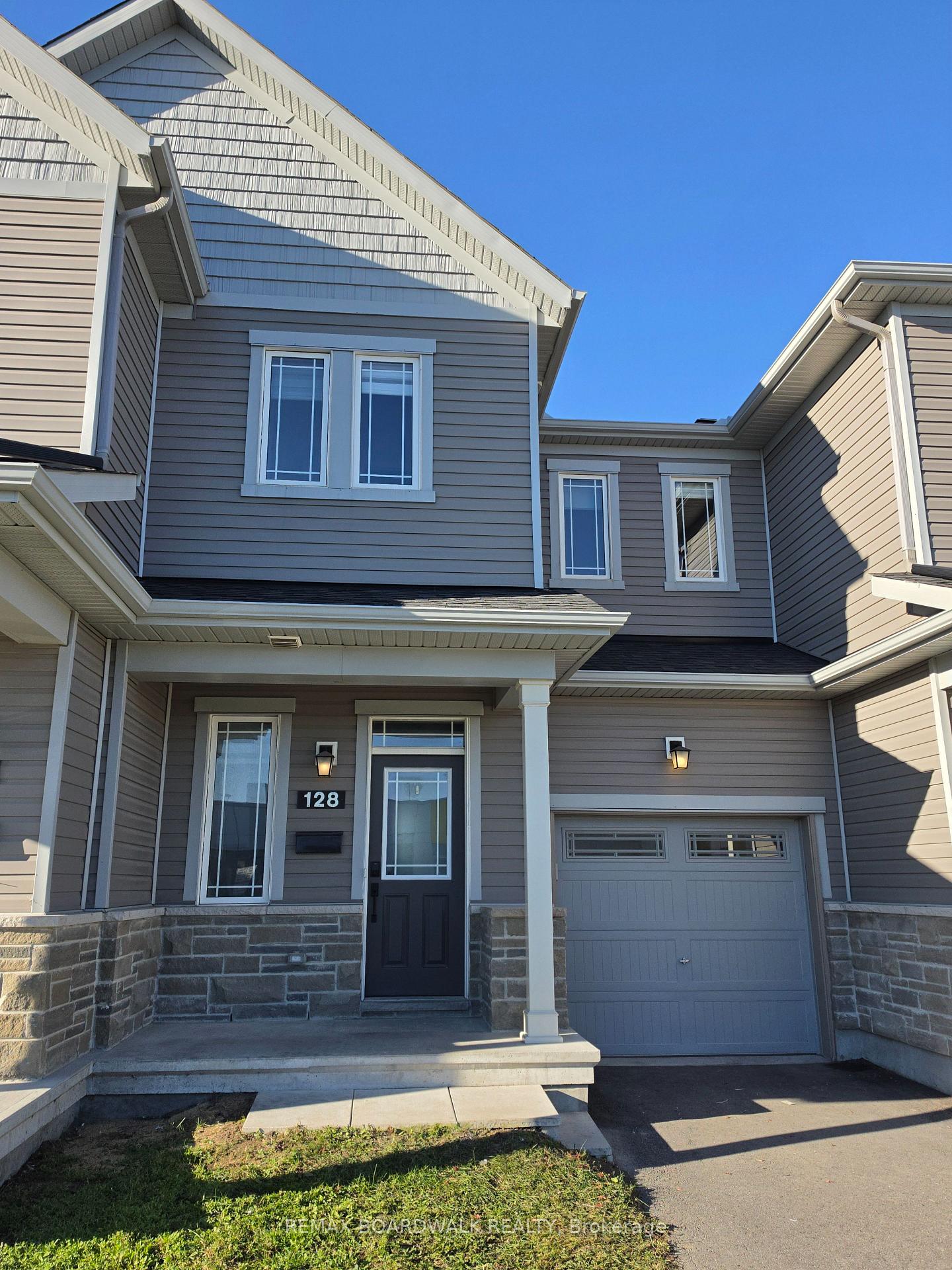 Photo 1 of 128 Main Halyard Lane, Ottawa, Barrhaven - Half Moon Bay — HOMEH