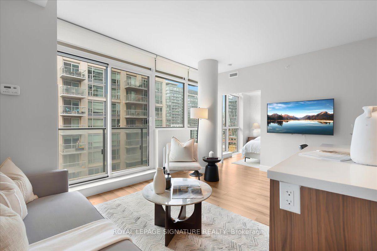 Photo 12 of Unit 908, 39 Sherbourne Street, Toronto, Moss Park — HOMEH