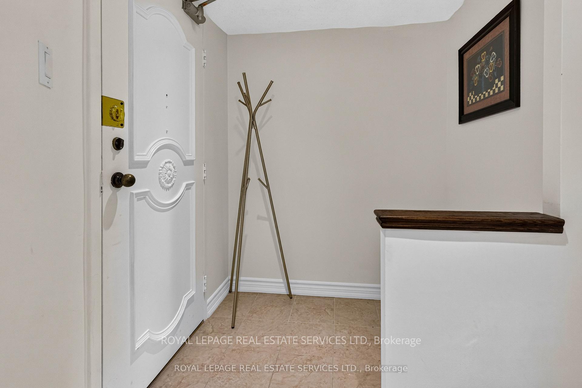 Photo 3 of Unit A03, 284 Mill Road, Etobicoke, Markland Wood — HOMEH