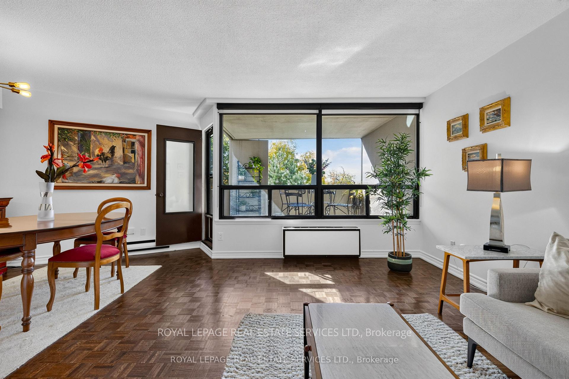 Photo 10 of Unit A03, 284 Mill Road, Etobicoke, Markland Wood — HOMEH