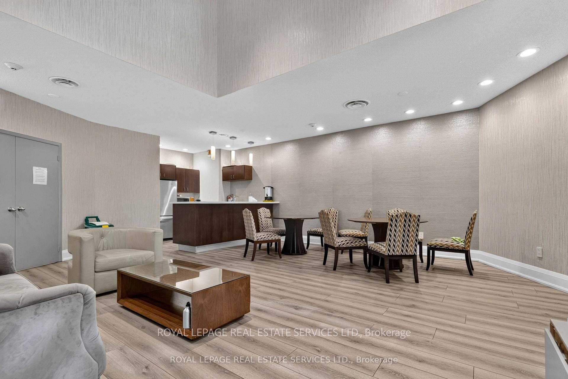 Photo 35 of Unit A03, 284 Mill Road, Etobicoke, Markland Wood — HOMEH