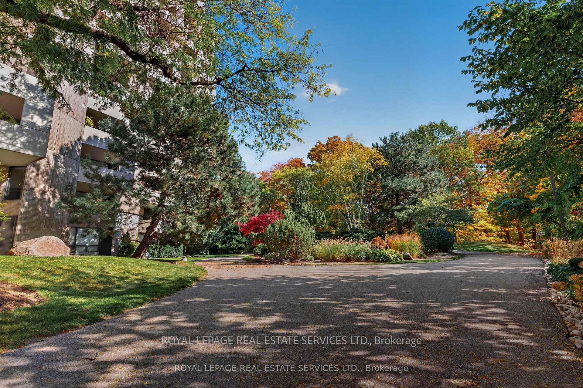 Photo 39 of Unit A03, 284 Mill Road, Etobicoke, Markland Wood — HOMEH
