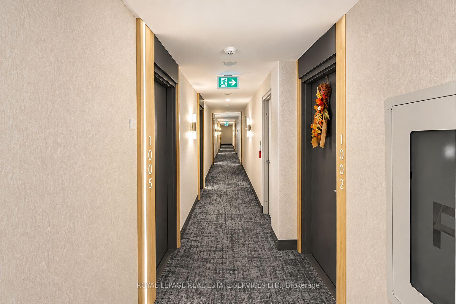 Photo 11 of Unit 1005, 4 Elsinore Path, Etobicoke, New Toronto — HOMEH