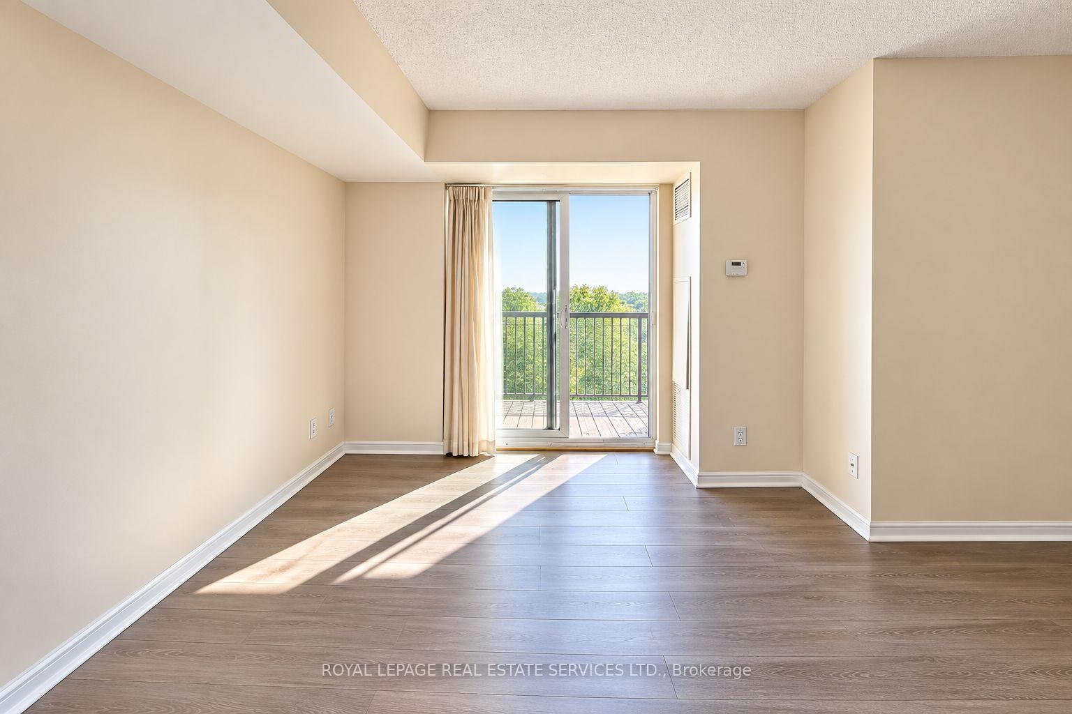Photo 15 of Unit 1005, 4 Elsinore Path, Etobicoke, New Toronto — HOMEH