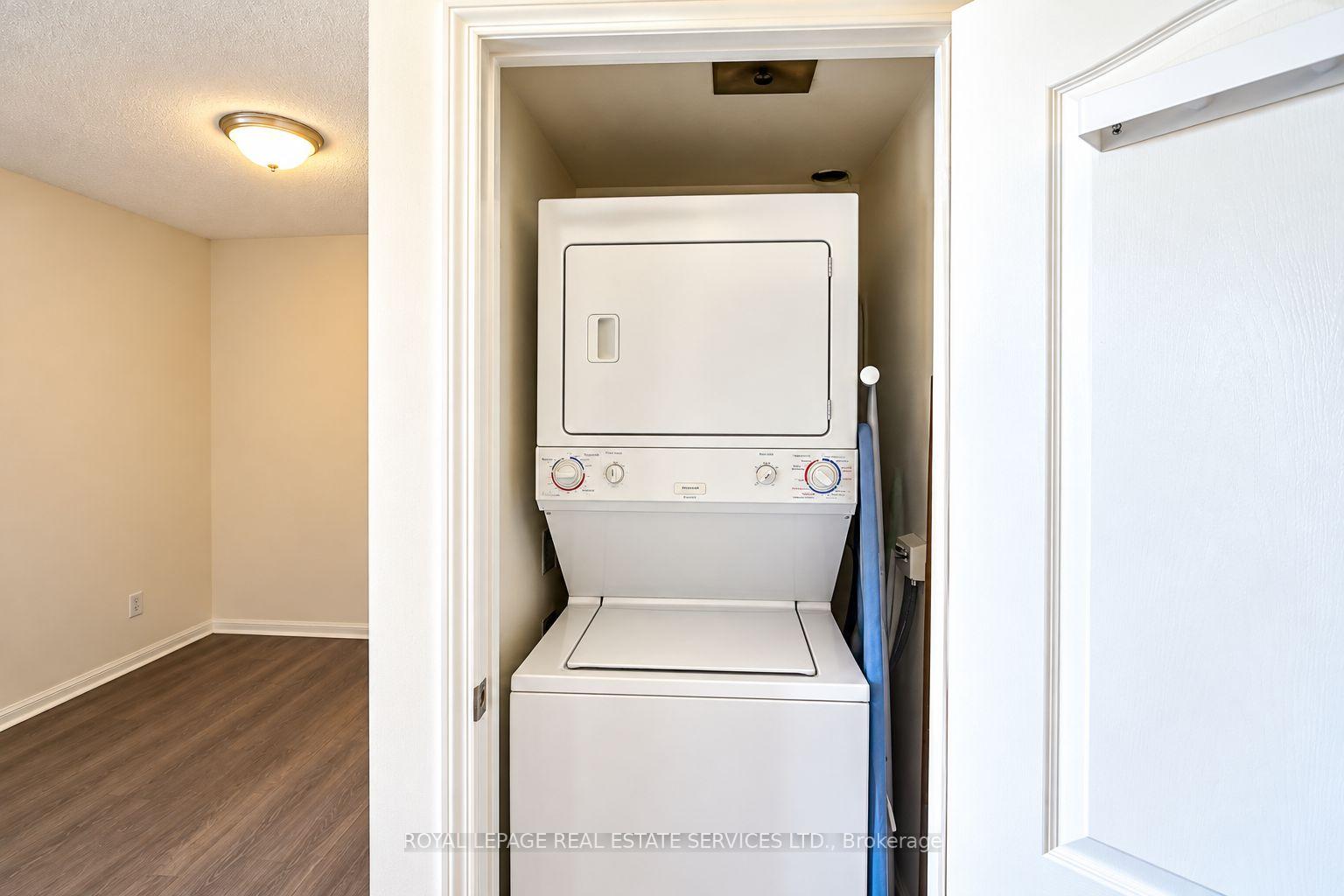 Photo 29 of Unit 1005, 4 Elsinore Path, Etobicoke, New Toronto — HOMEH
