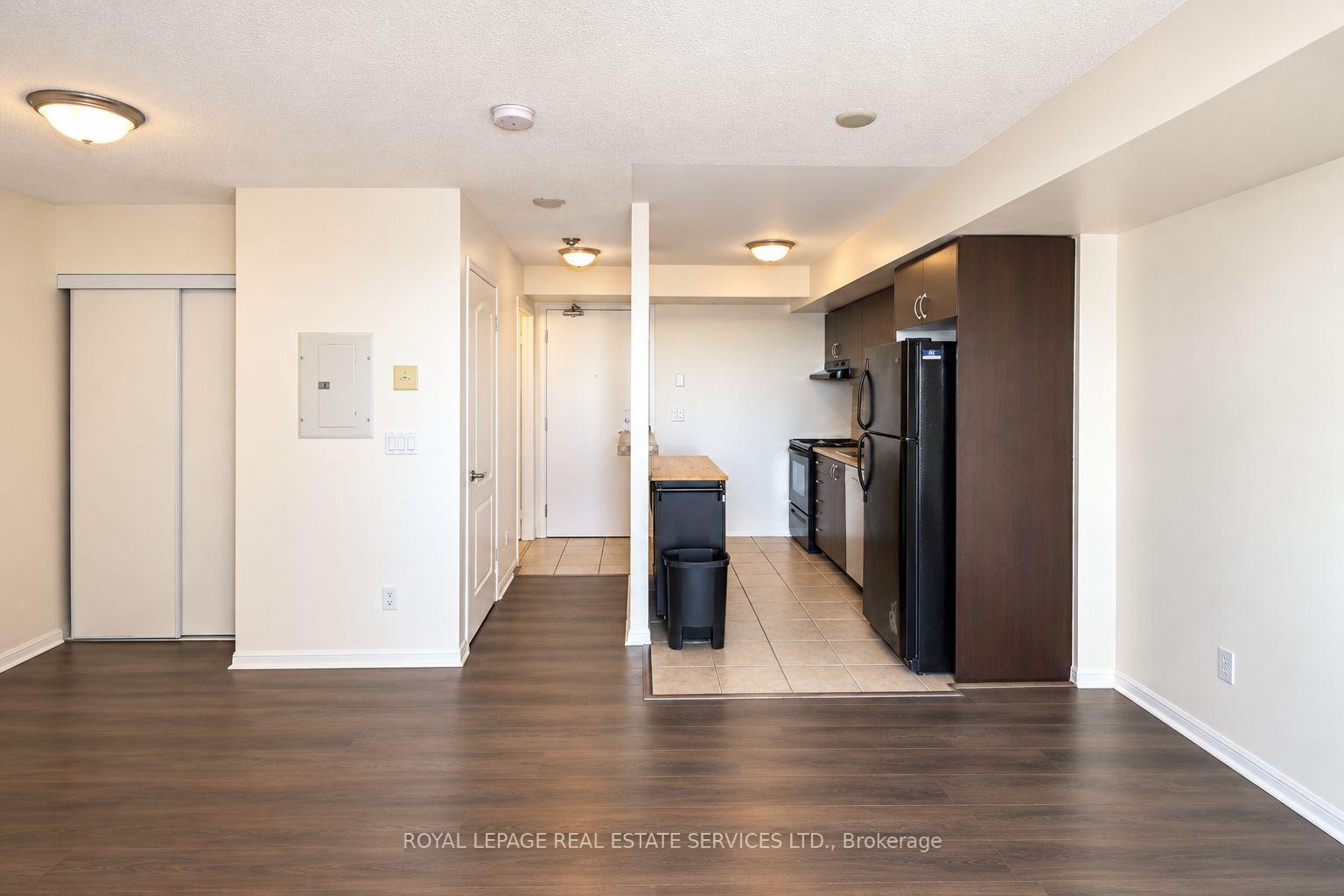 Photo 25 of Unit 1005, 4 Elsinore Path, Etobicoke, New Toronto — HOMEH