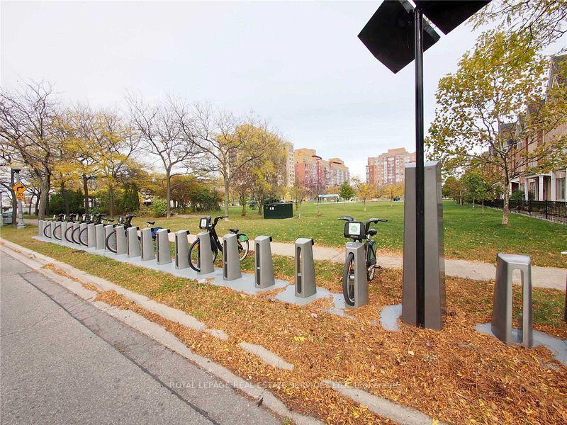 Photo 60 of Unit 1005, 4 Elsinore Path, Etobicoke, New Toronto — HOMEH