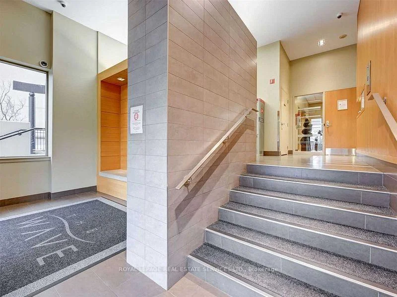 Photo 6 of Unit 1005, 4 Elsinore Path, Etobicoke, New Toronto — HOMEH
