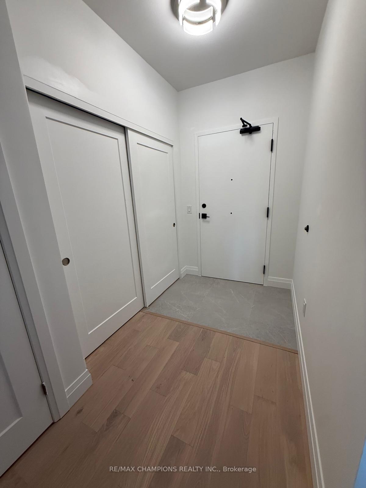 Photo 4 of Unit 209, 26 Mill Street, Halton Hills, Georgetown — HOMEH