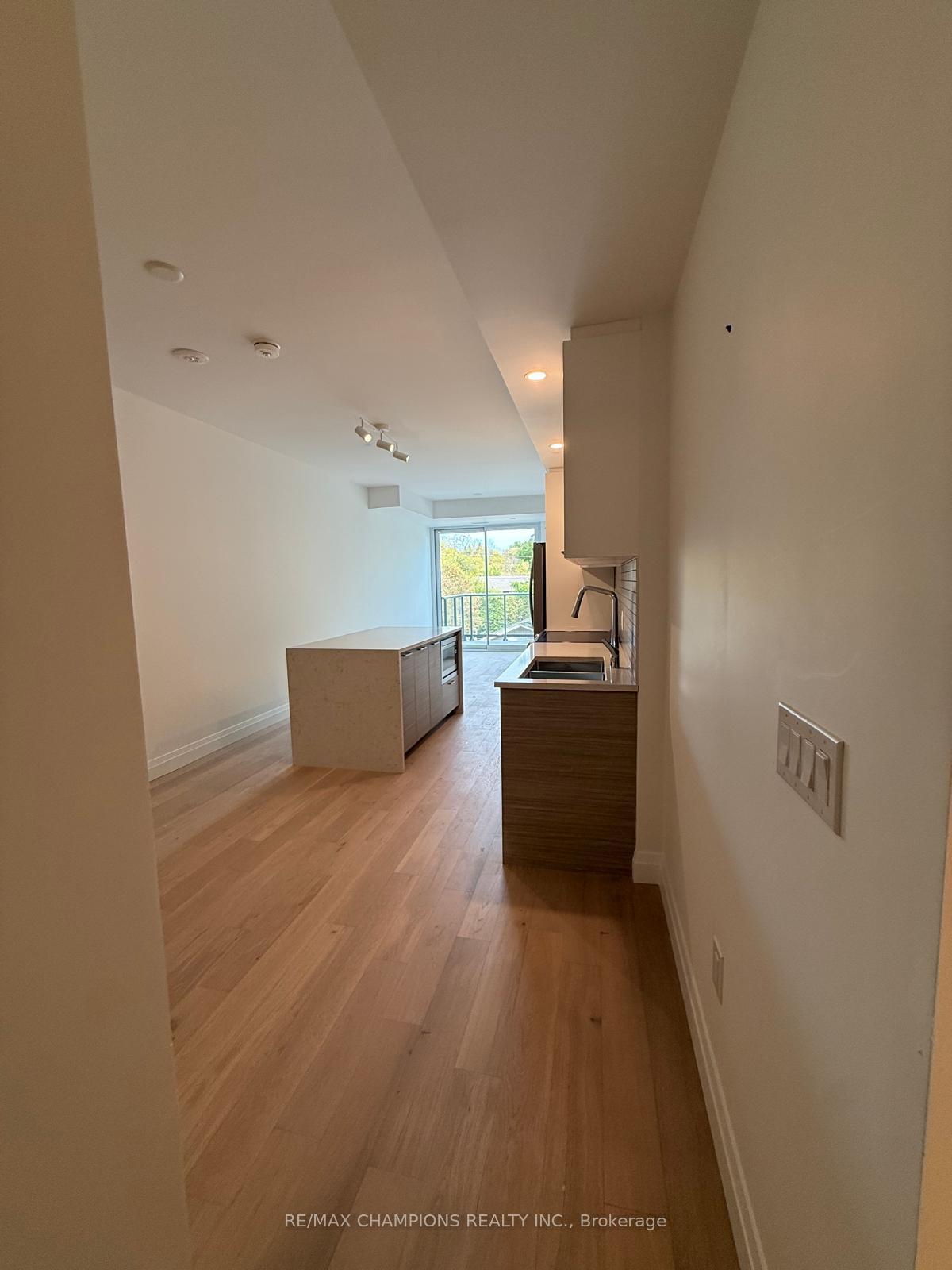 Photo 6 of Unit 209, 26 Mill Street, Halton Hills, Georgetown — HOMEH