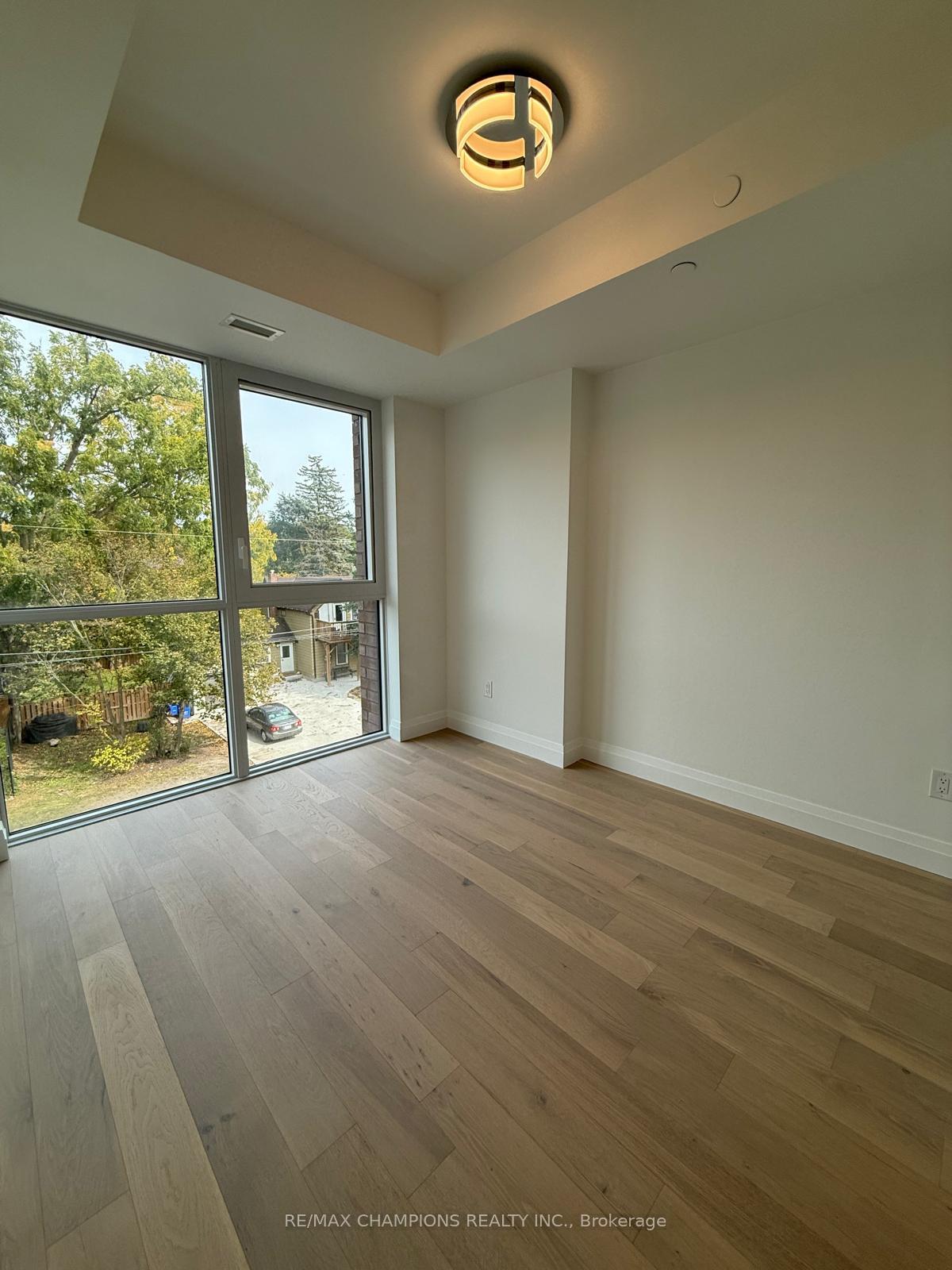Photo 13 of Unit 209, 26 Mill Street, Halton Hills, Georgetown — HOMEH