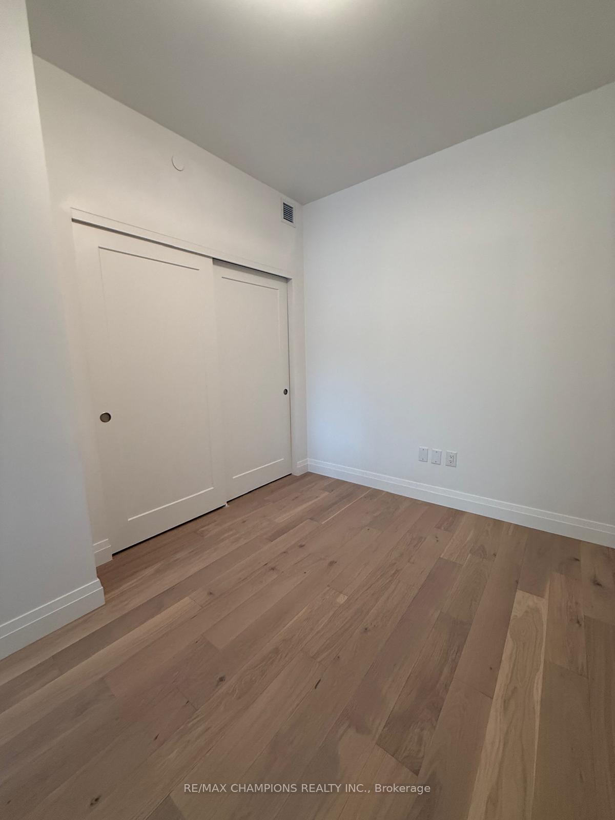 Photo 19 of Unit 209, 26 Mill Street, Halton Hills, Georgetown — HOMEH