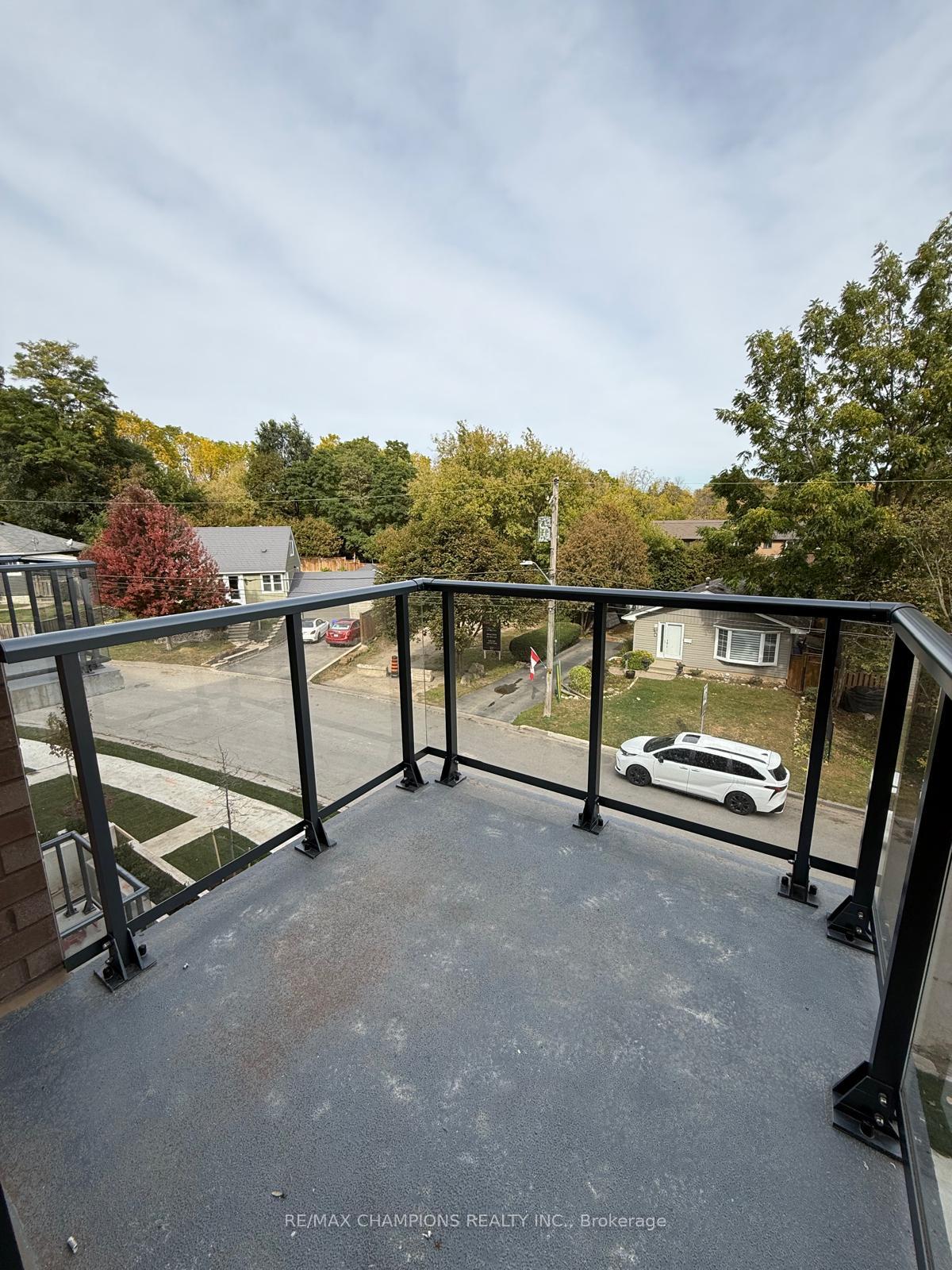 Photo 23 of Unit 209, 26 Mill Street, Halton Hills, Georgetown — HOMEH