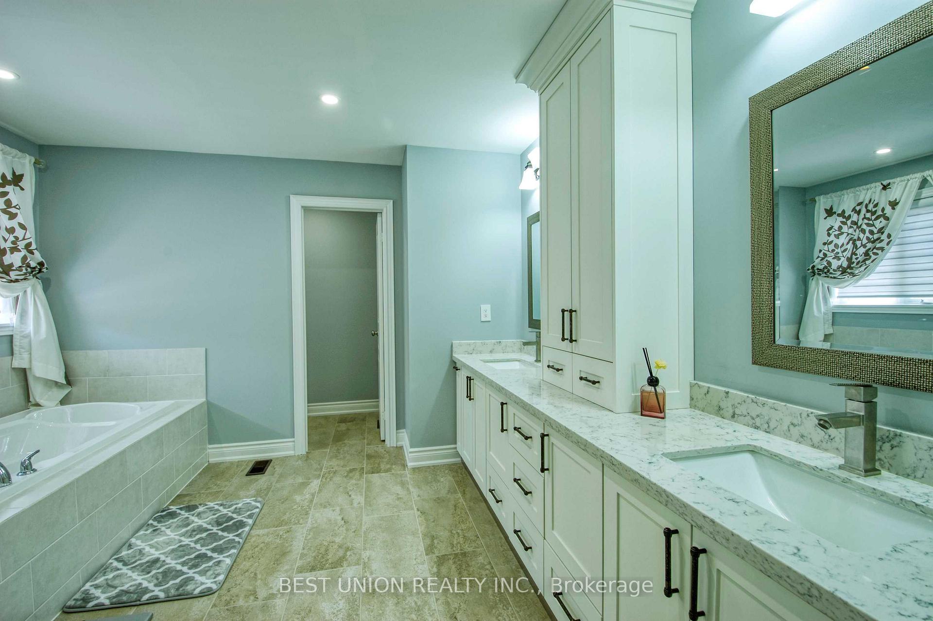 Photo 31 of 1183 Mctavish Drive, Newmarket, Stonehaven-Wyndham — HOMEH