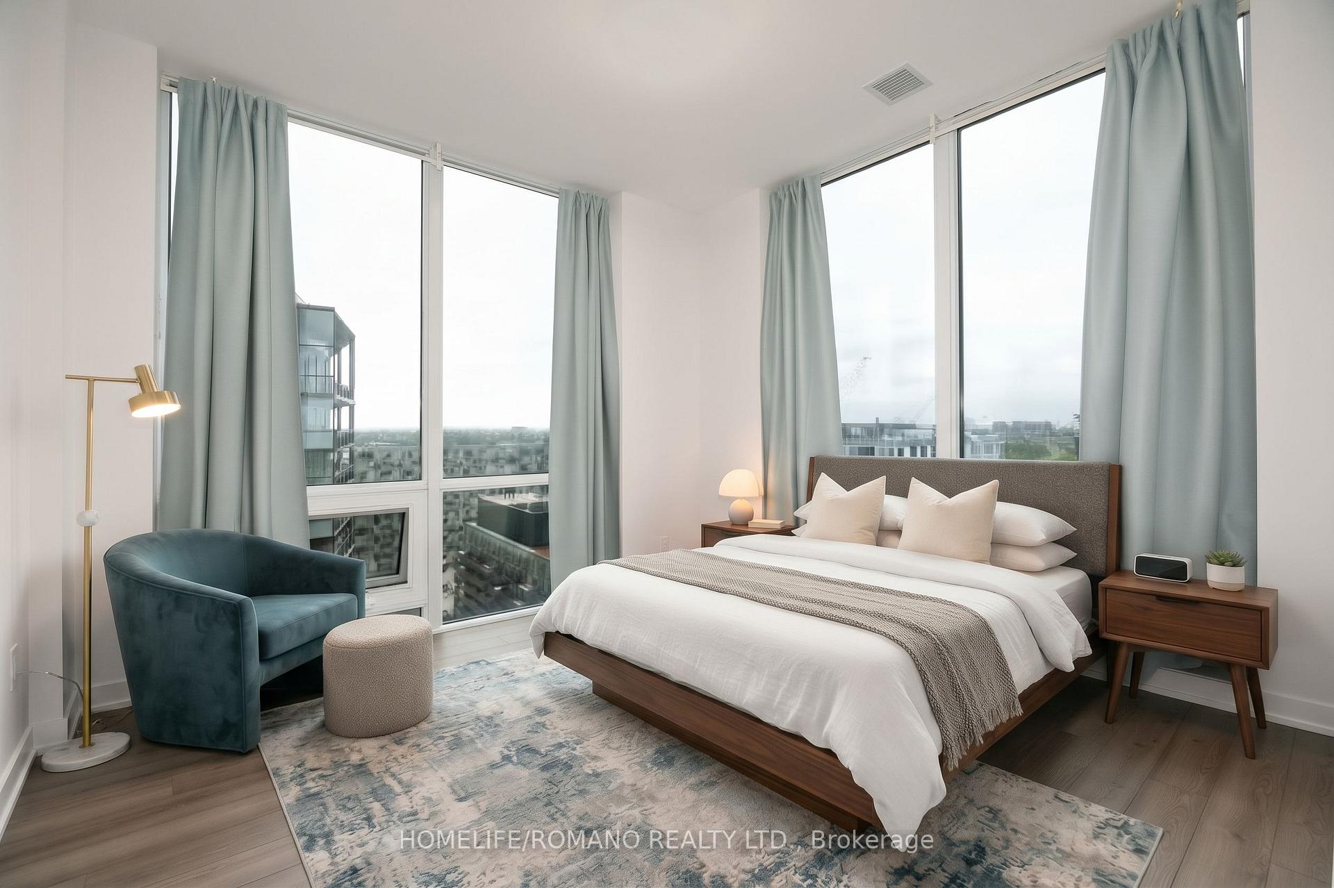 Photo 8 of Unit 1602, 31 Tippett Road, North York, Clanton Park — HOMEH