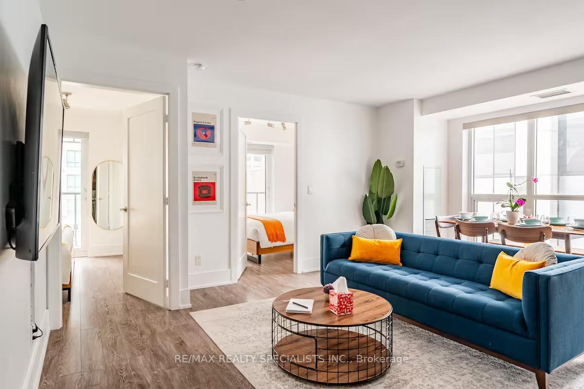 Photo 14 of Unit 304, 300 Front Street W, Toronto, Waterfront Communities — HOMEH