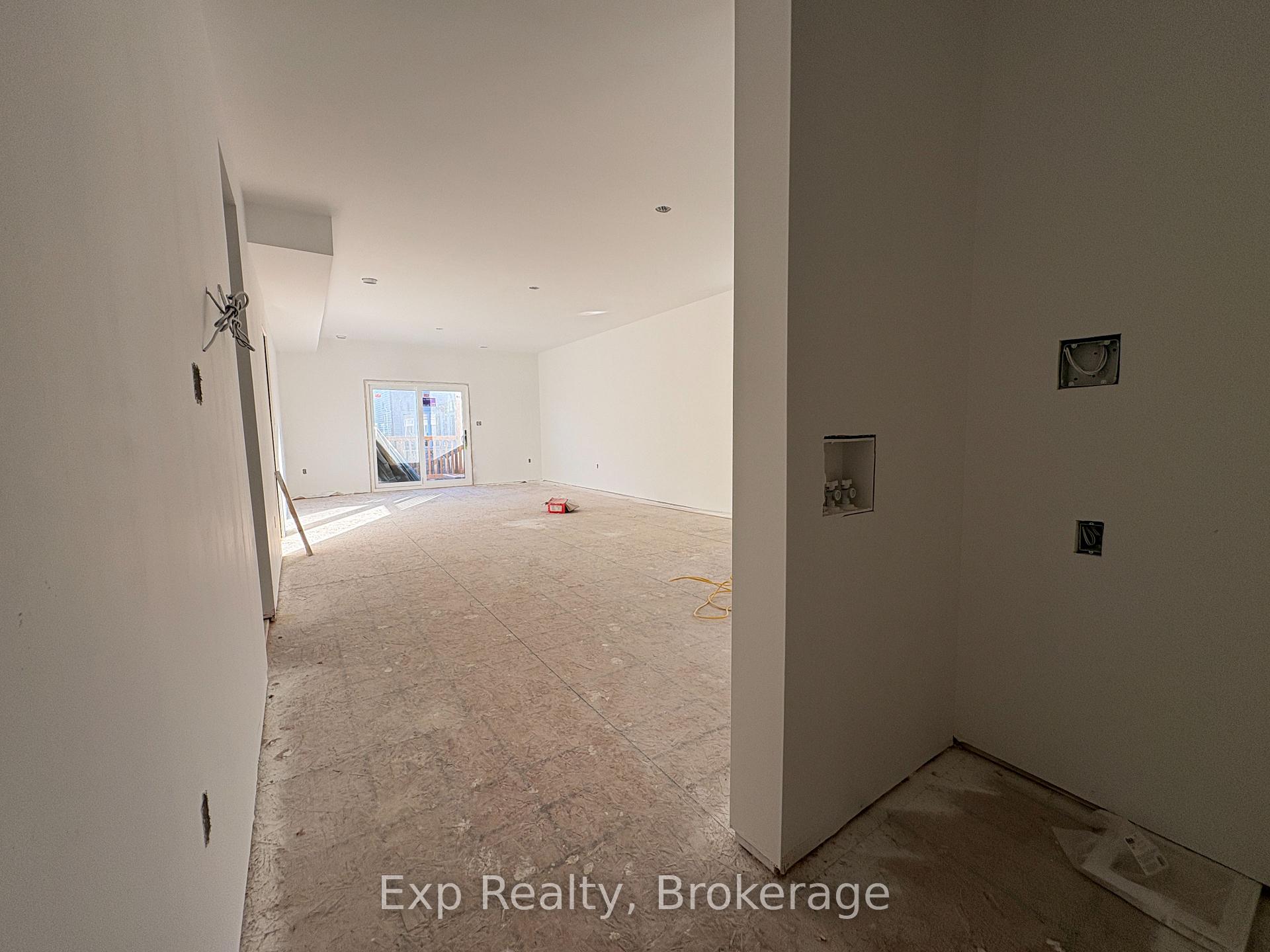 Photo 5 of 1116 Woodhaven Drive, Kingston, City Northwest — HOMEH