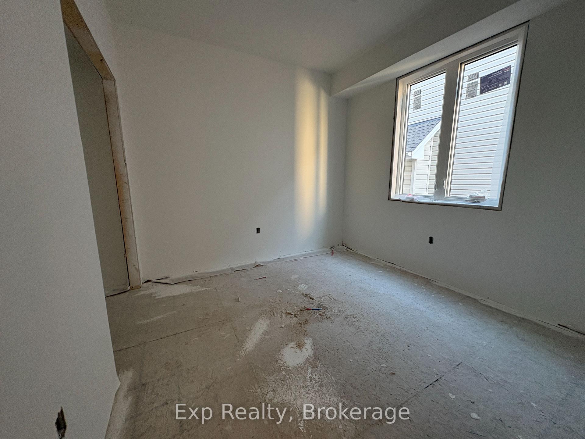 Photo 9 of 1116 Woodhaven Drive, Kingston, City Northwest — HOMEH