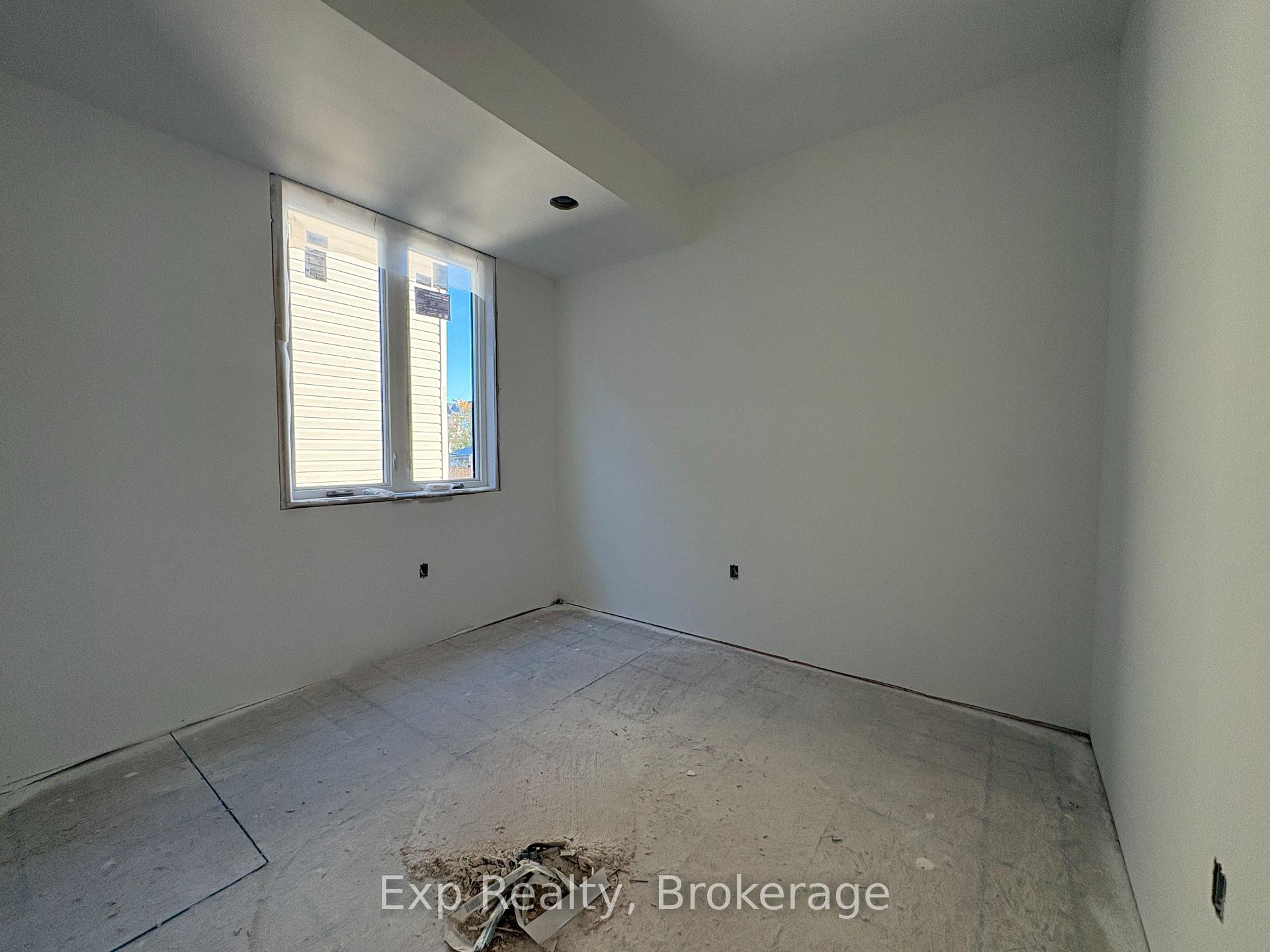 Photo 11 of 1116 Woodhaven Drive, Kingston, City Northwest — HOMEH