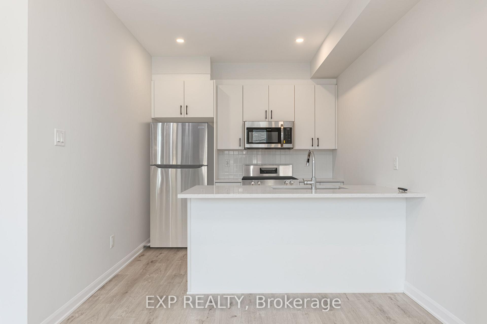 Photo 7 of 657 Moonglade Crescent, Ottawa, Barrhaven - Half Moon Bay — HOMEH