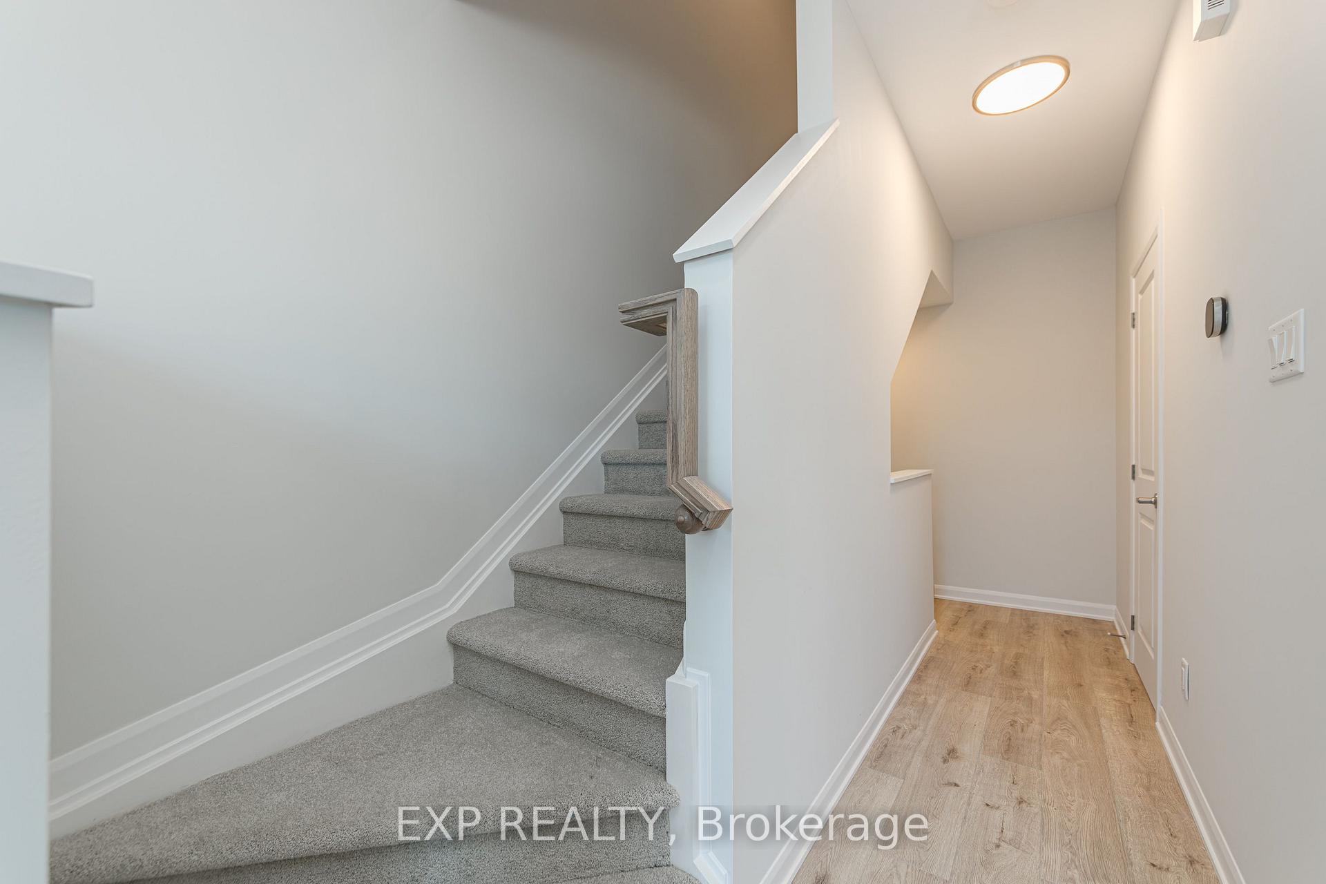 Photo 12 of 657 Moonglade Crescent, Ottawa, Barrhaven - Half Moon Bay — HOMEH