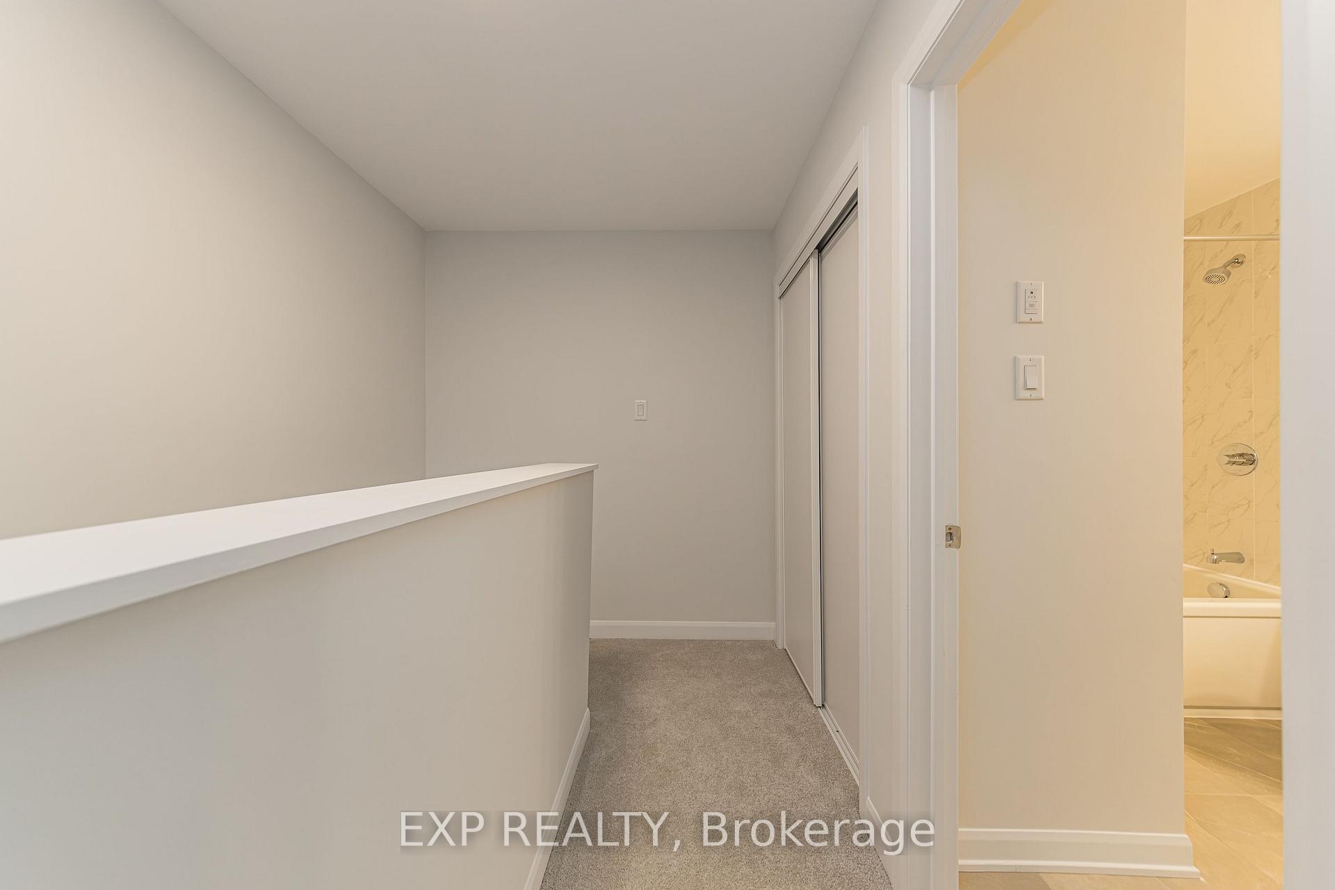 Photo 14 of 657 Moonglade Crescent, Ottawa, Barrhaven - Half Moon Bay — HOMEH