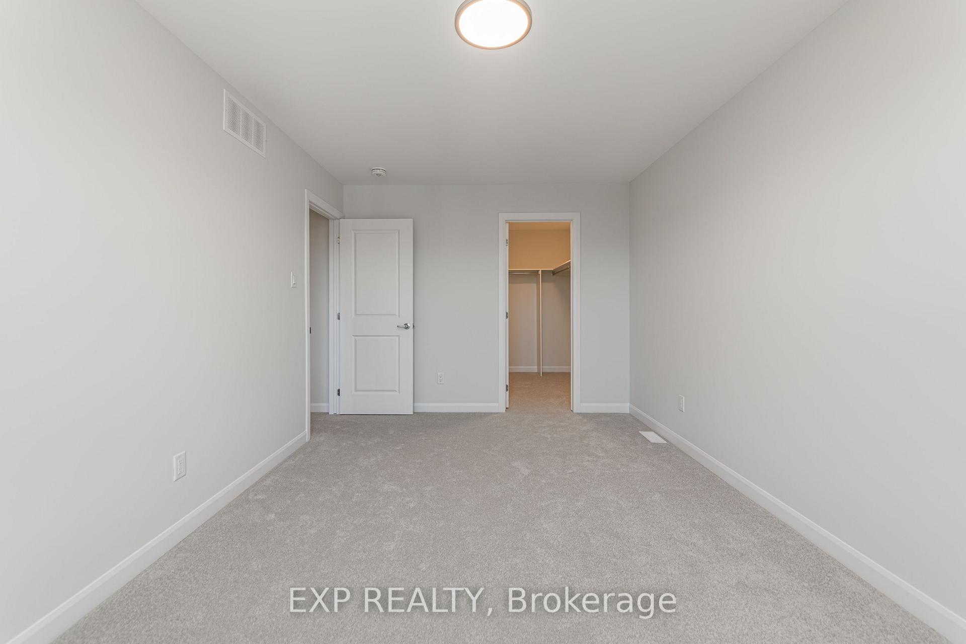 Photo 18 of 657 Moonglade Crescent, Ottawa, Barrhaven - Half Moon Bay — HOMEH