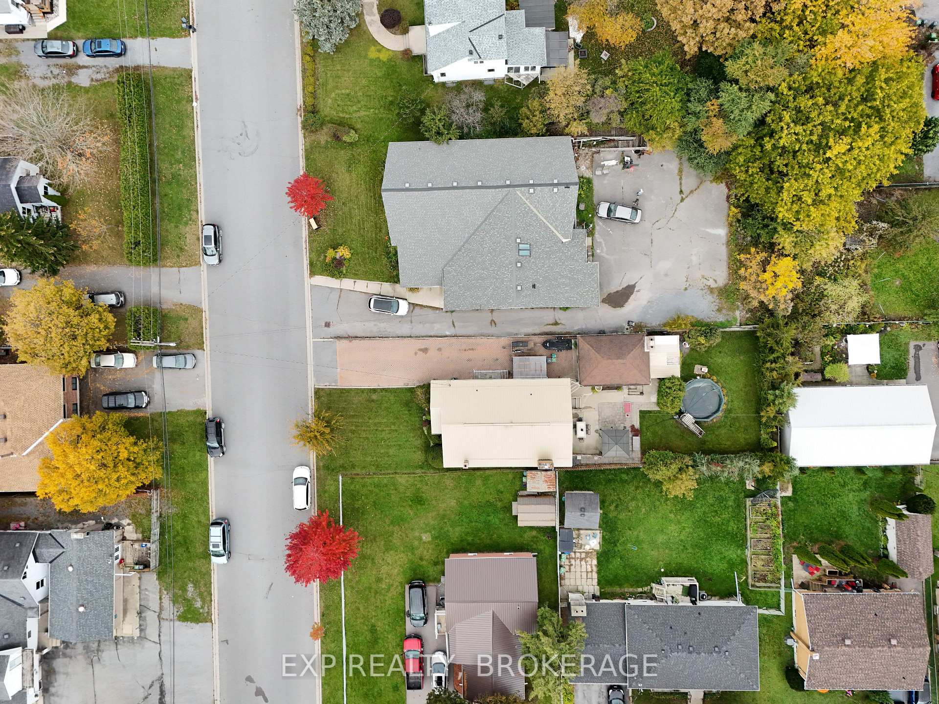 Photo 44 of 121 Butler Street E, Kingston, Rideau — HOMEH