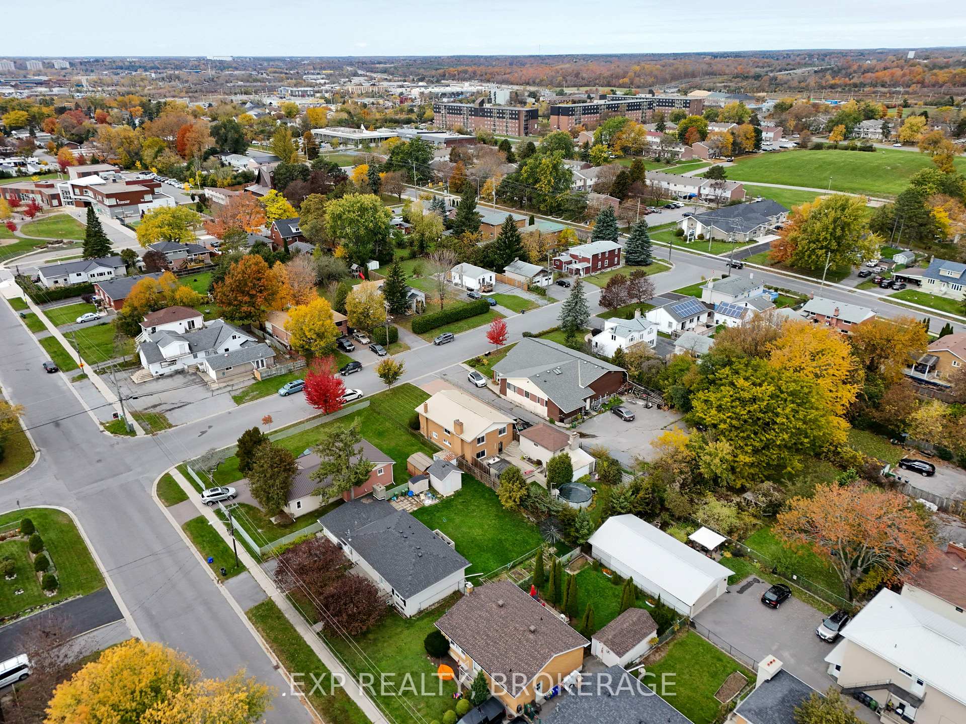 Photo 45 of 121 Butler Street E, Kingston, Rideau — HOMEH