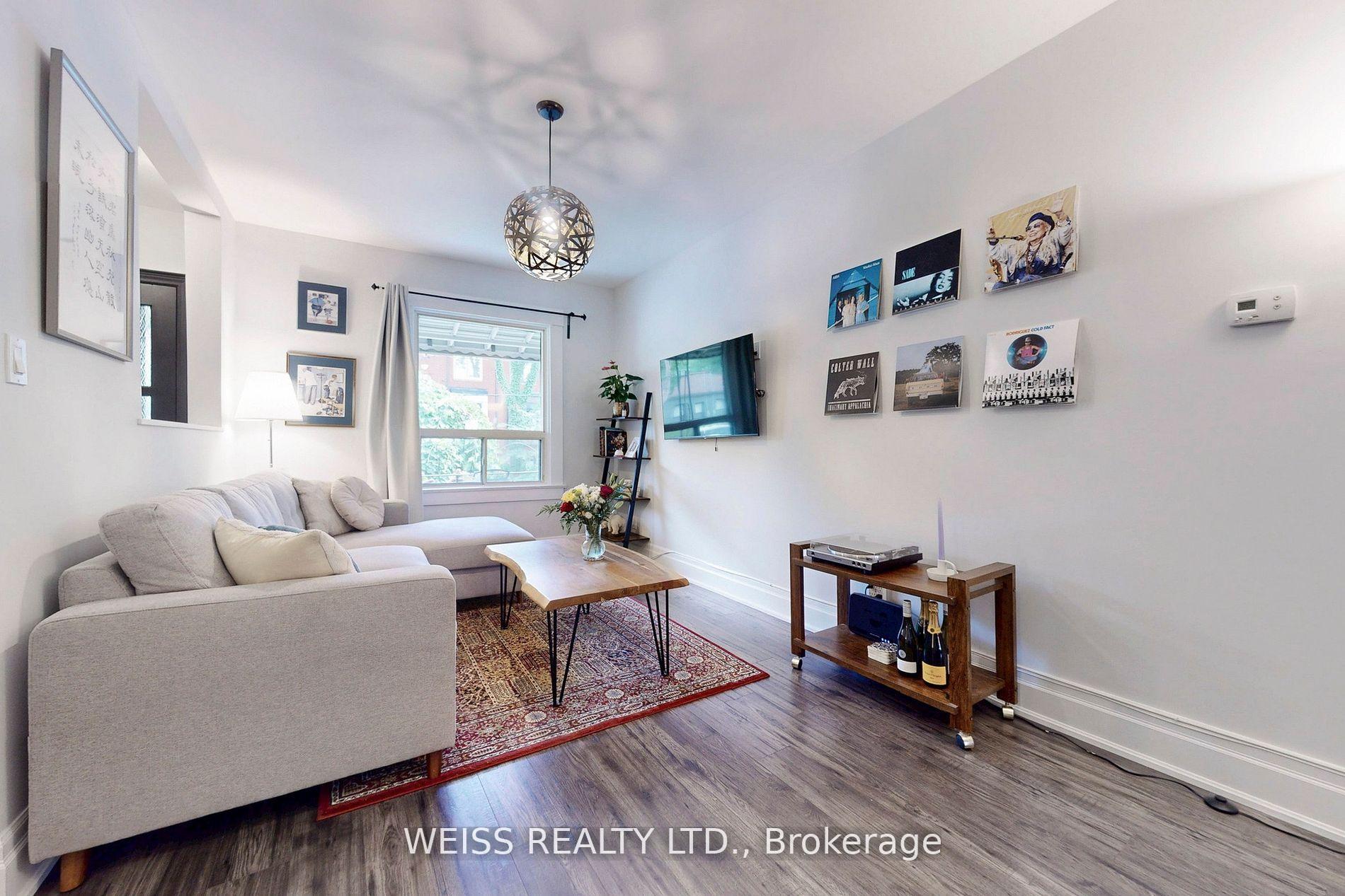 Photo 3 of 758 Richmond Street W, Toronto, Niagara — HOMEH