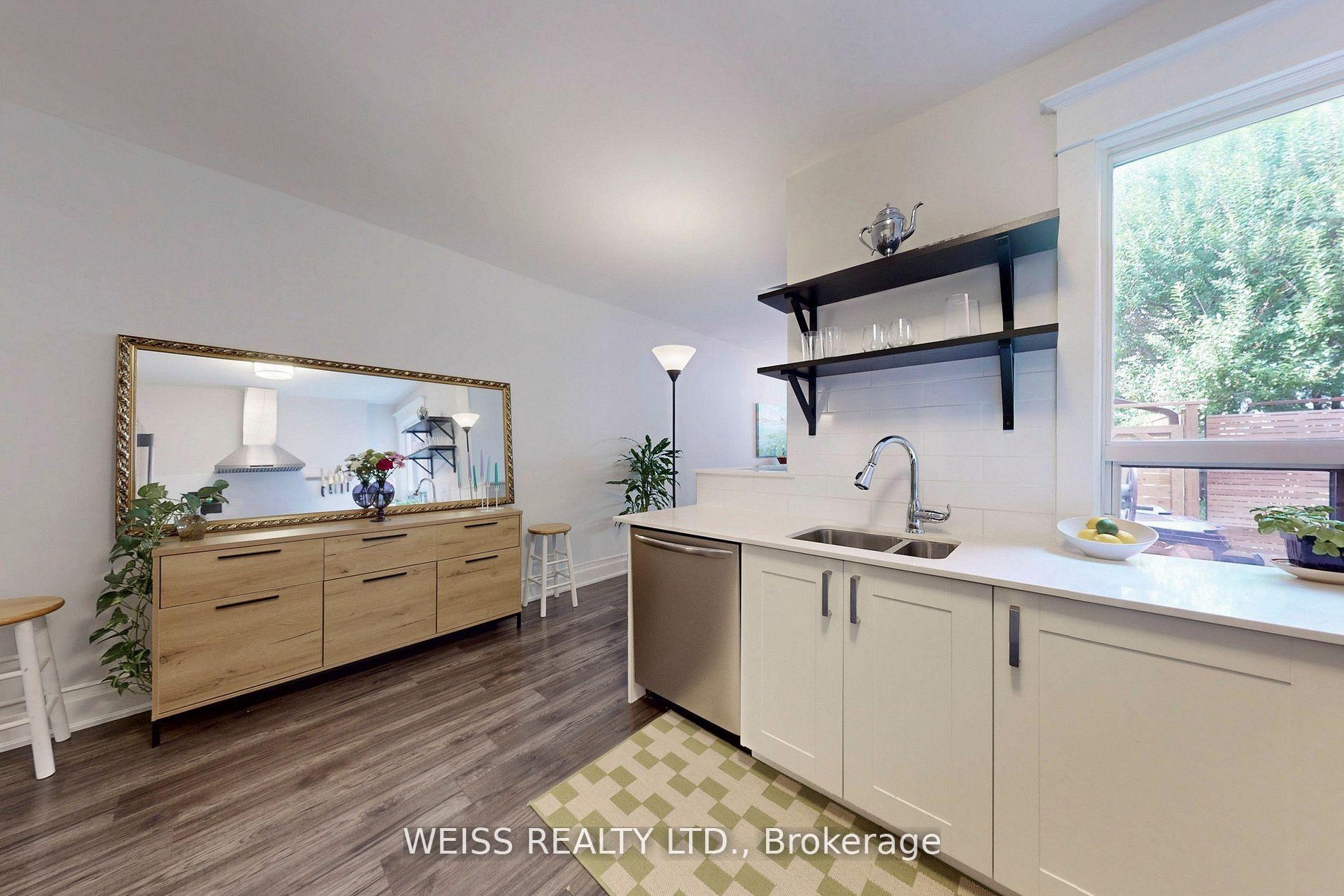 Photo 10 of 758 Richmond Street W, Toronto, Niagara — HOMEH